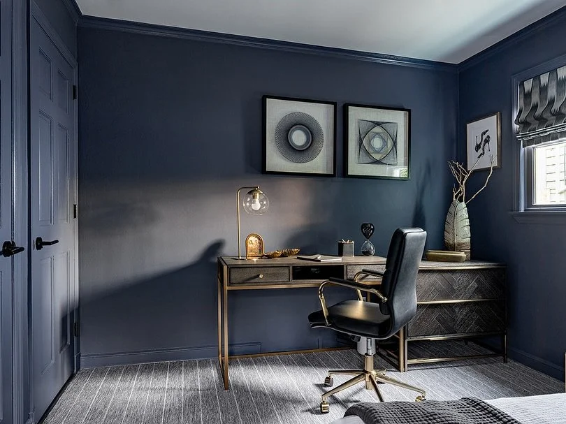 Go all in with color drenching. 

Take one rich hue and carry it across walls, doors, and trim to create instant mood and major impact. 
.
Design by: @7b_design 
Photos by: @rayon_richards_photography 
.
Westchester Luxury Design | Westchester Home D