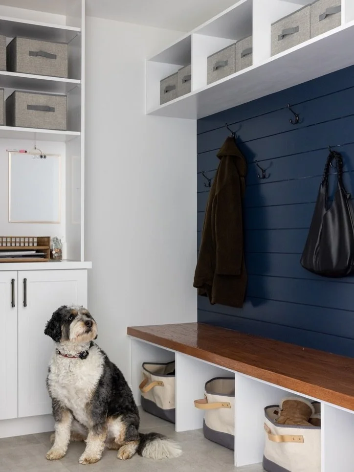 Function first. Isn&rsquo;t that a resolution worth celebrating? 

A mudroom that is thoughtfully designed and completely customized to be the organized drop-all space that our clients need.
.
Design by: @7b_design 
Photo by: @julie.leffell.photo 
.
