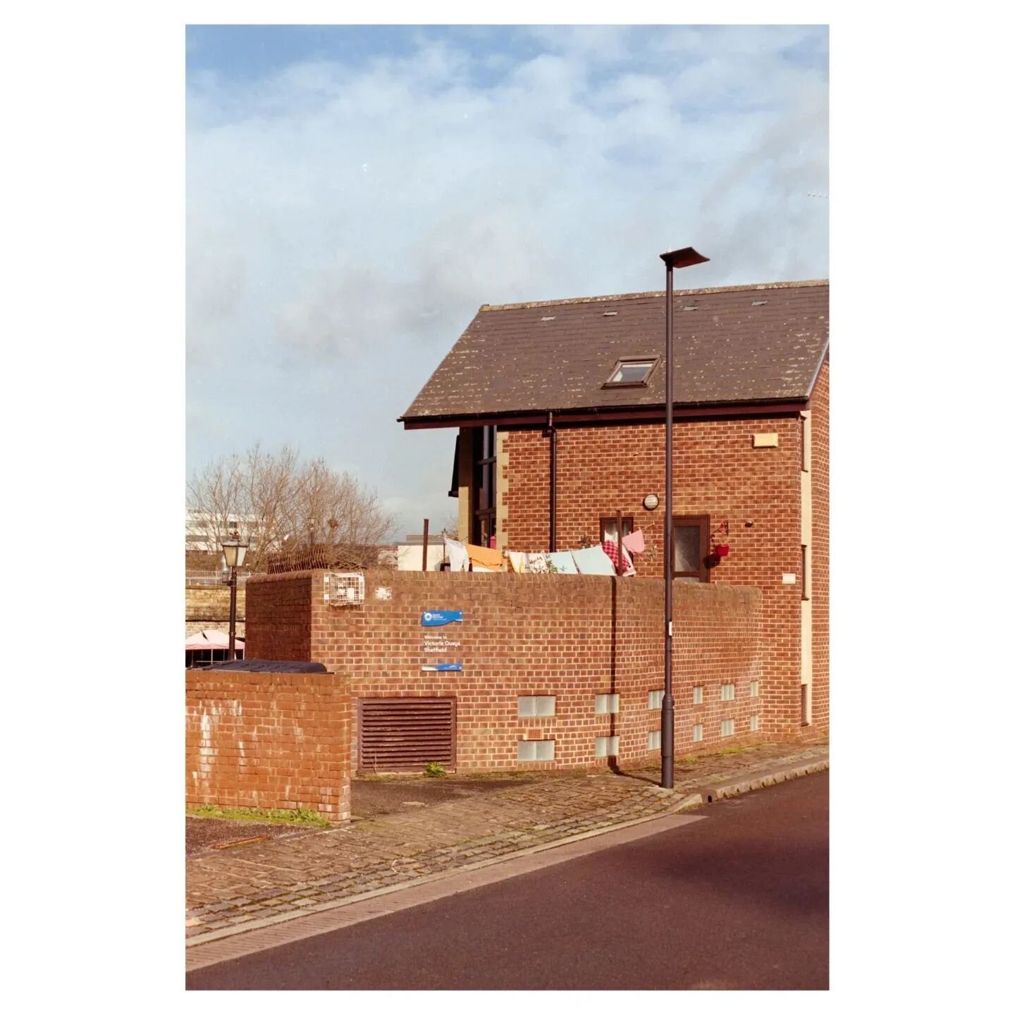 At the Canal. 

Taken on February's #tycephotowalk

📷 Nikon F
🎞 Fuji Superia 200 (Expired)
Dev by @jandastudiosheffield 
Scanned using a Sony 7iii &amp; @negativelabpro

#Sheffield #England #VintageNikon #FujiSuperiaFilm #Photography #Architecture 