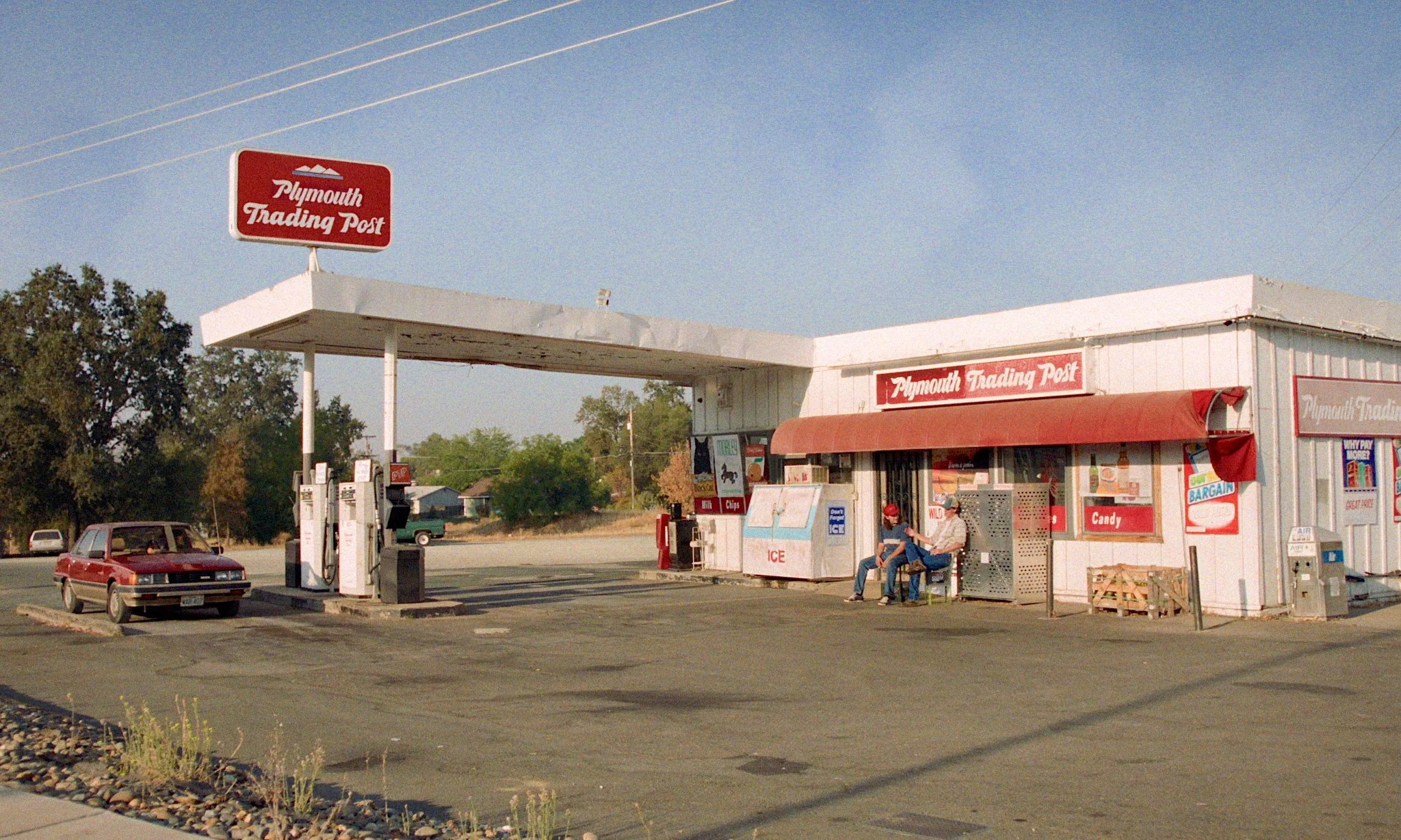 Gas Station2.jpg