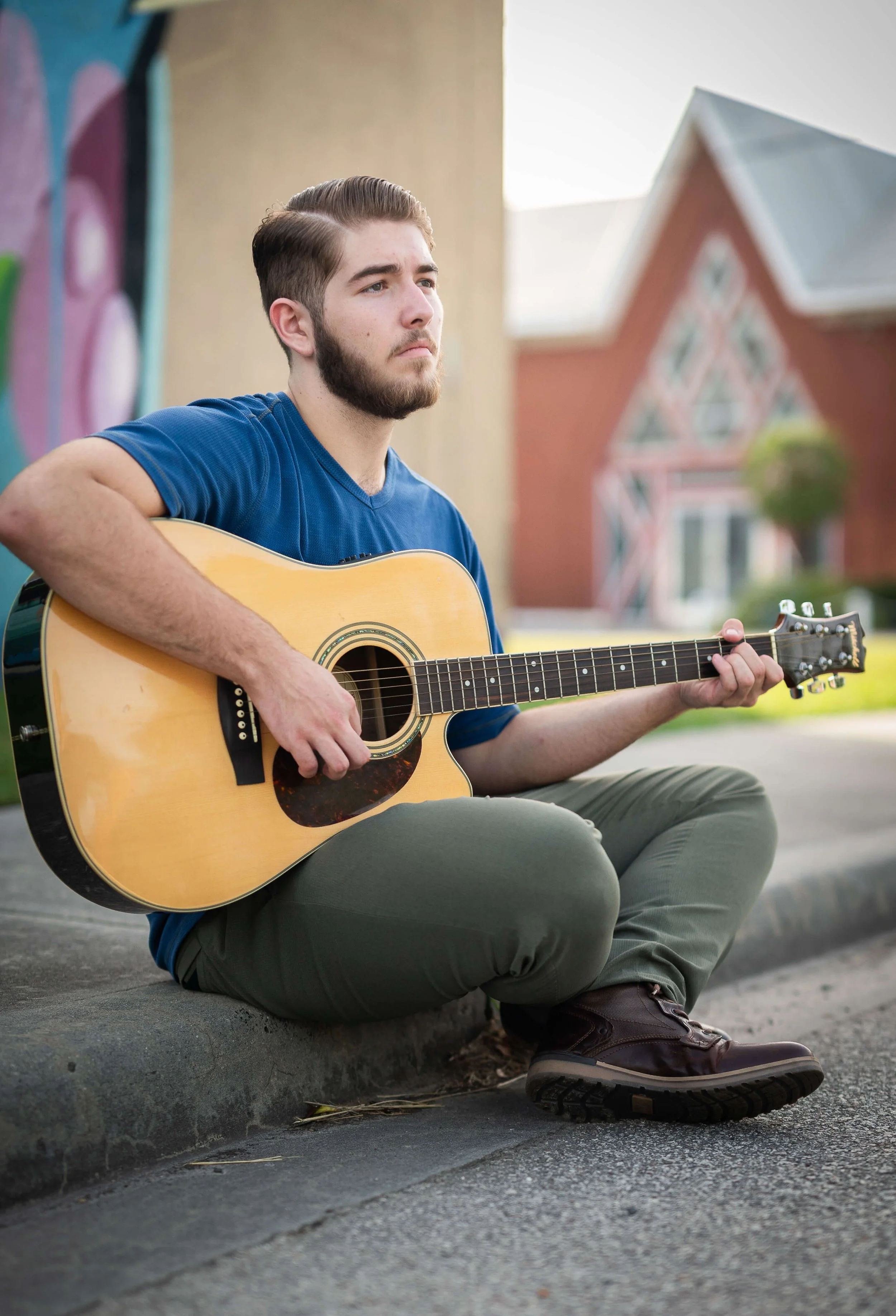 charleston-senoir-photos-downtown-guy-guitar-3.jpg