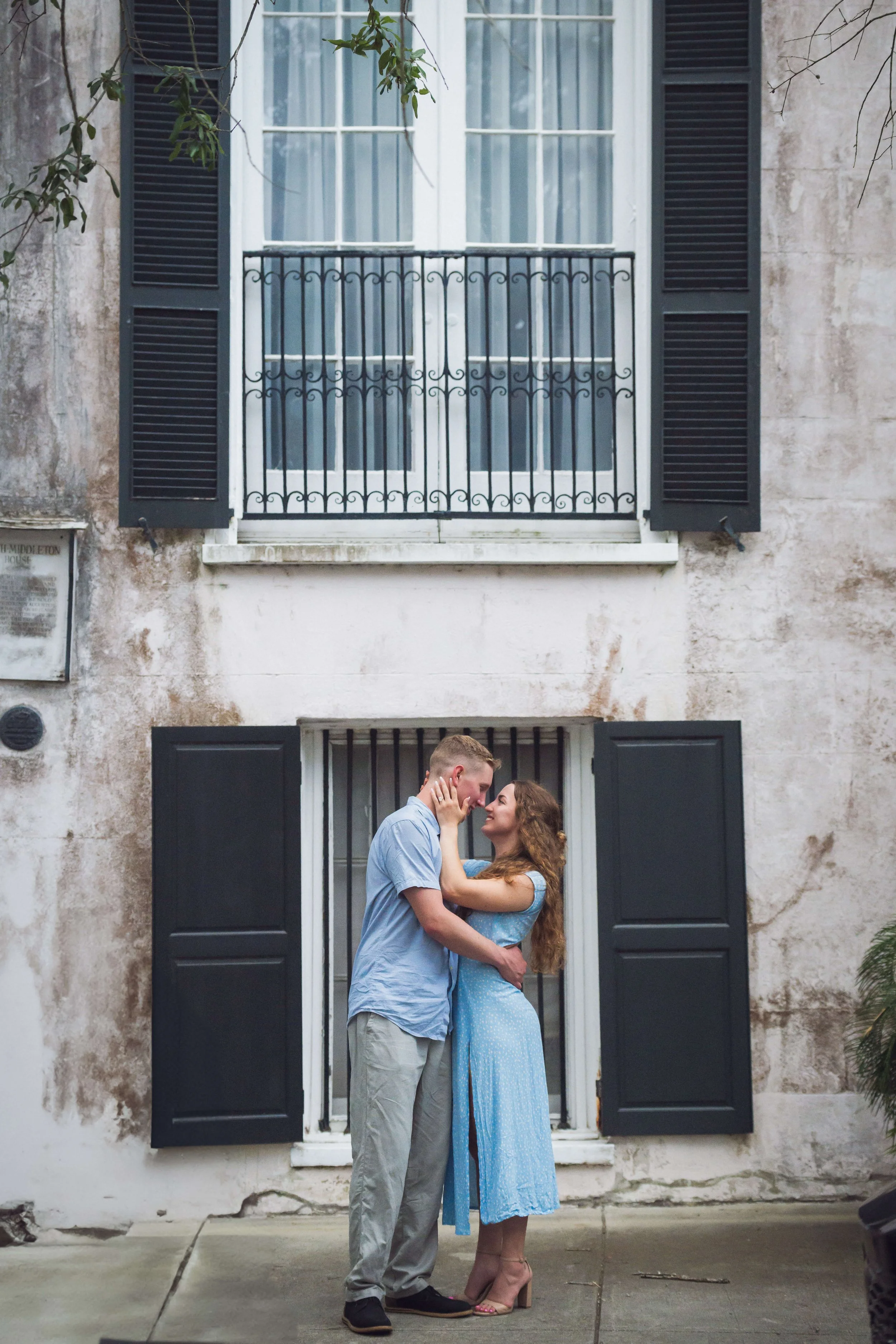 surprise-wedding-proposal-white-point-garden-charleston-8.jpg