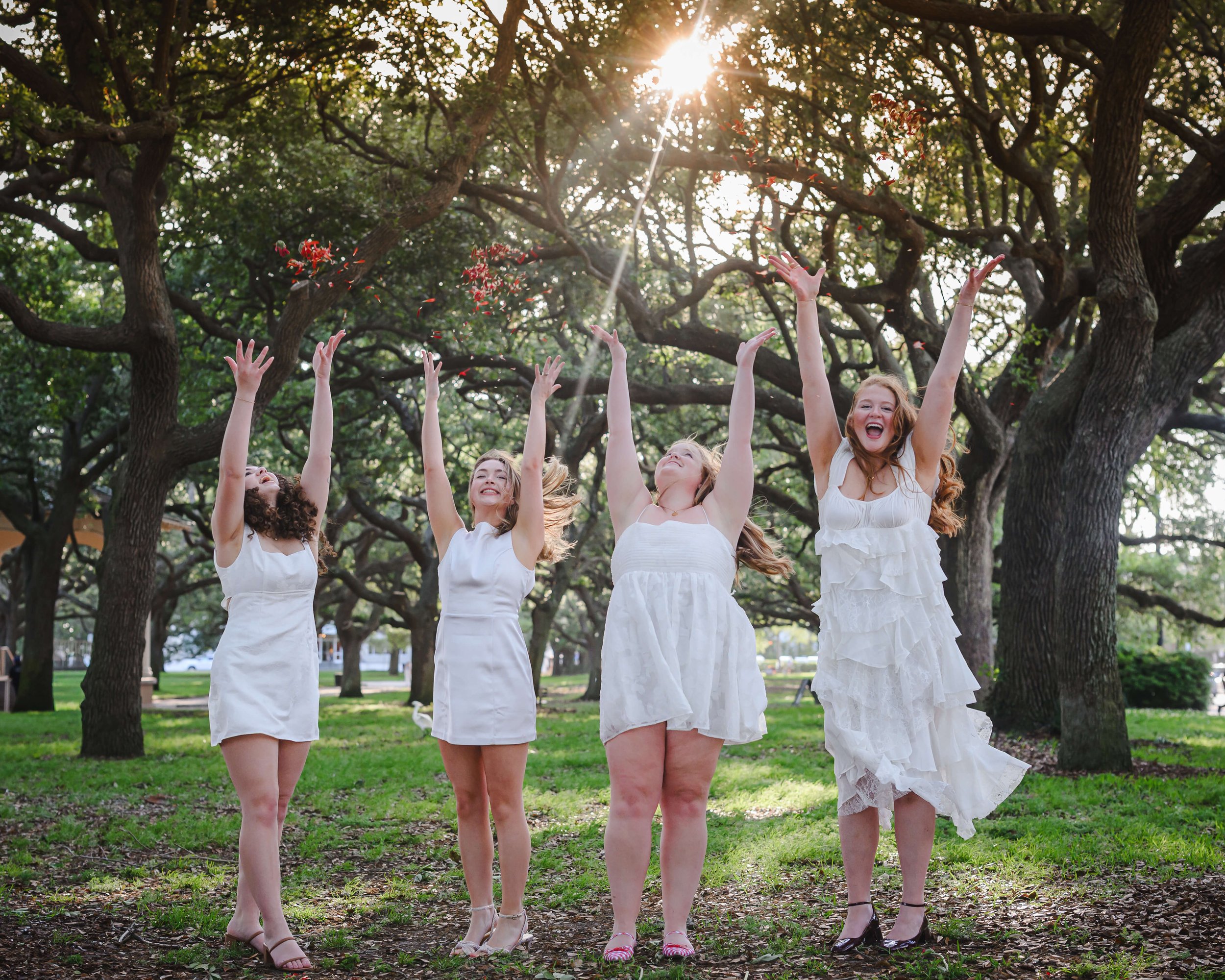 white-point-garden-graduation-photos-4-girls.jpg