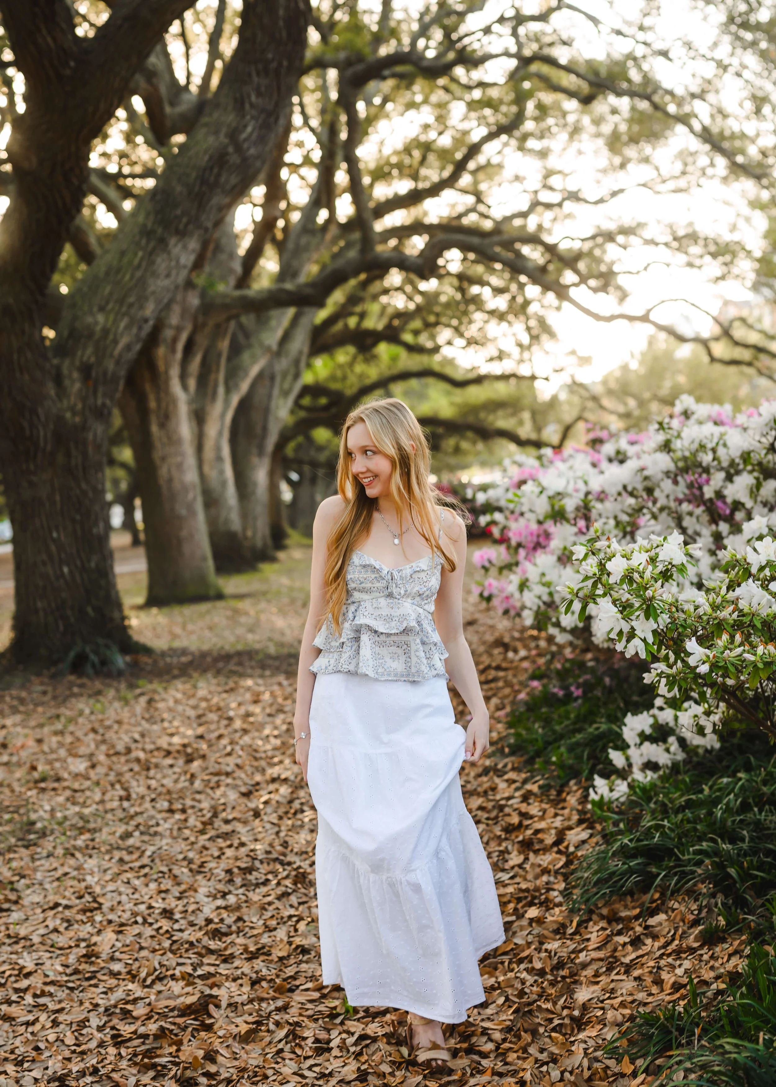 charleston-senior-photos-white-point-garden.jpg
