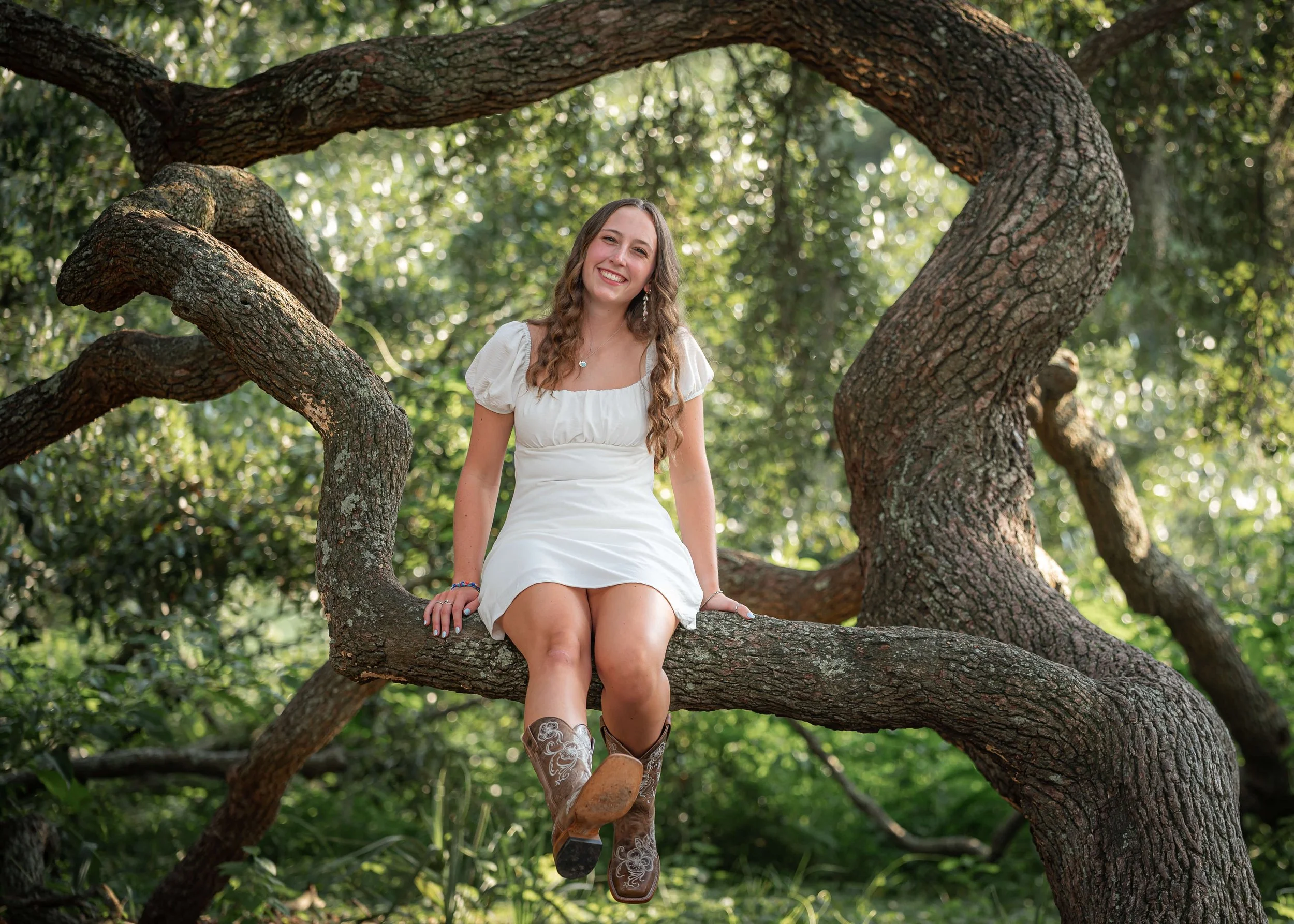 charleston-senior-photos-hampton-park-oak-tree.jpg
