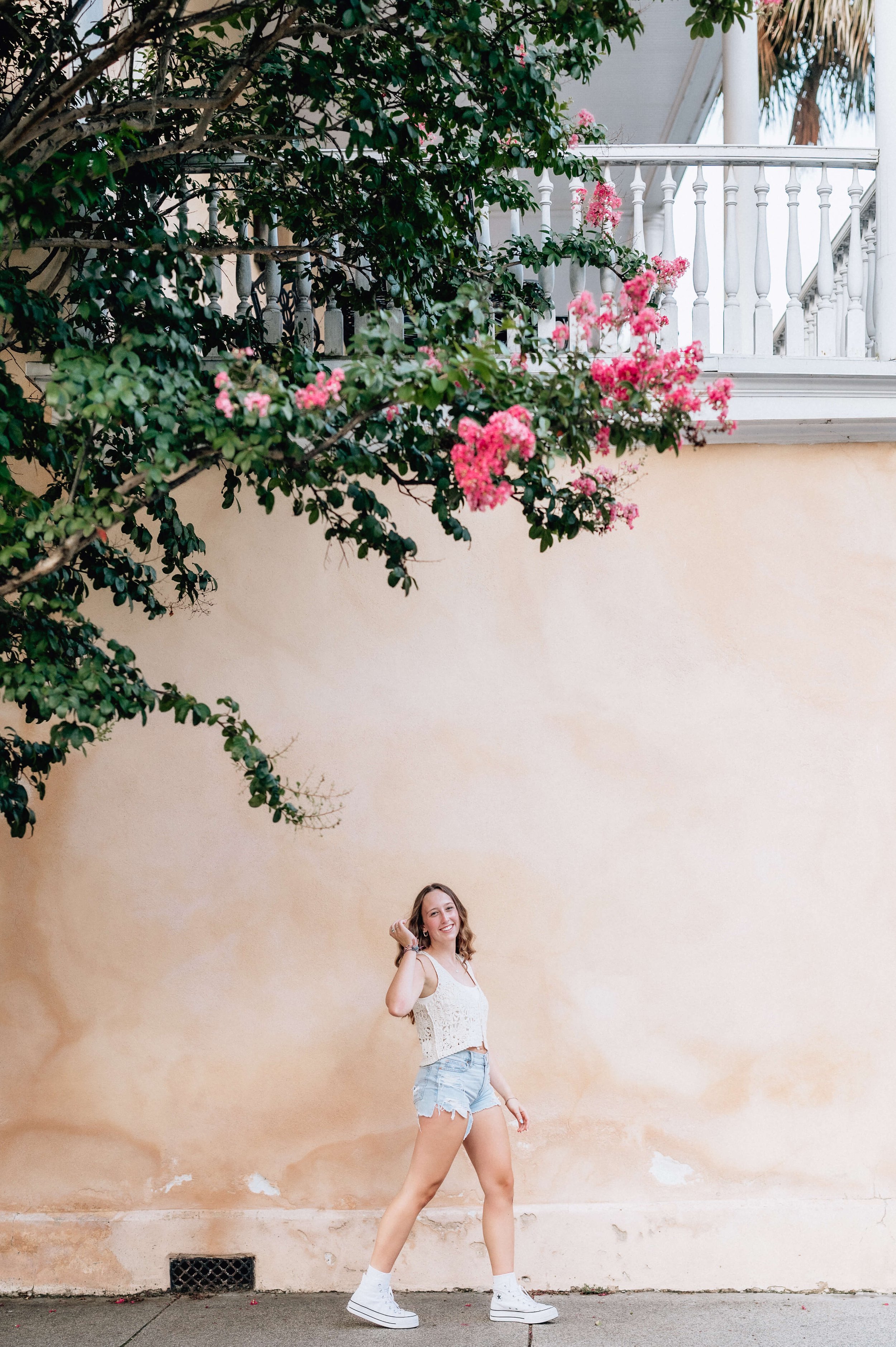 downtown-charleston-senior-portraits-flowering-tree.jpg