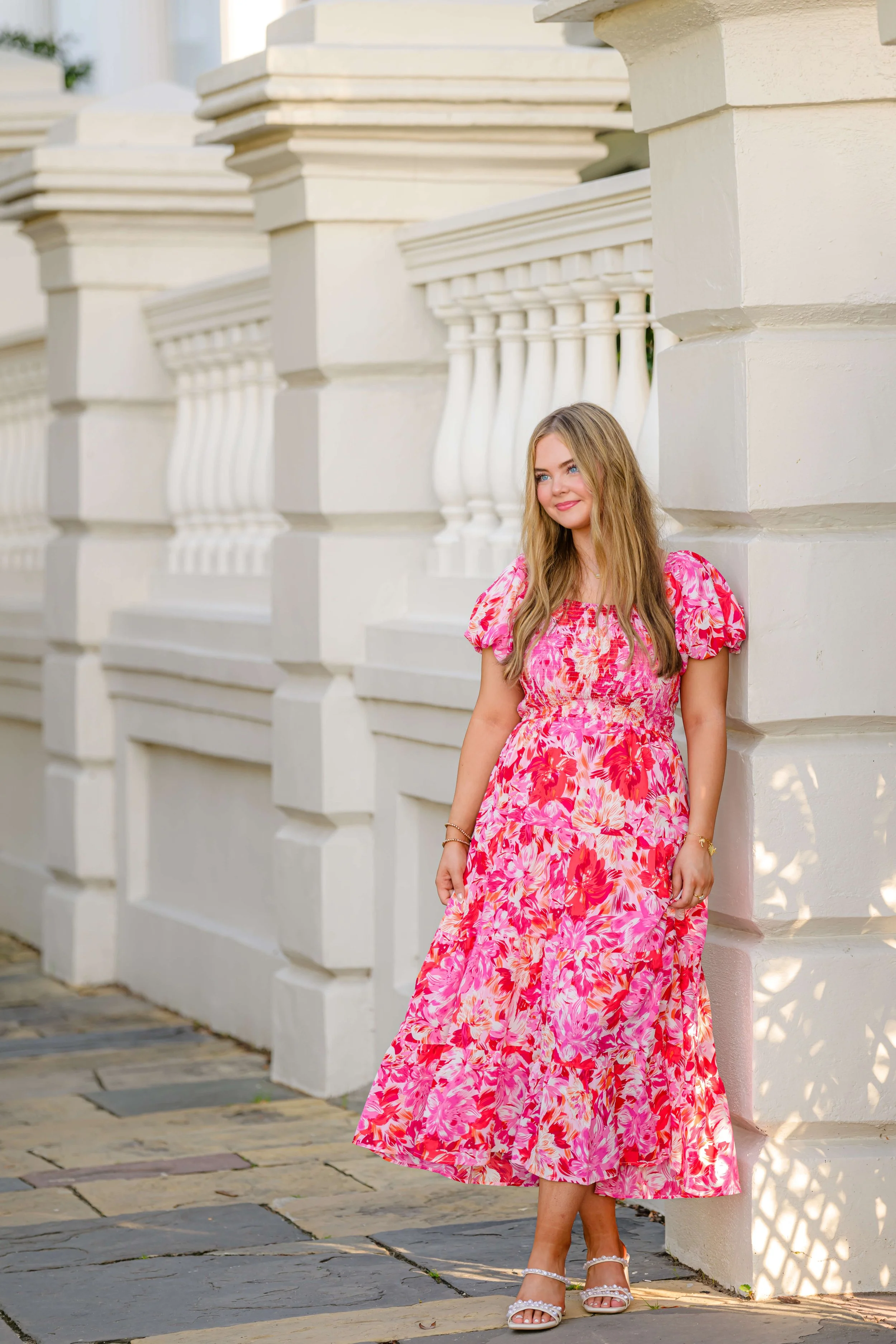 downtown-charleston-historic-streets-senior-portraits-45.jpg