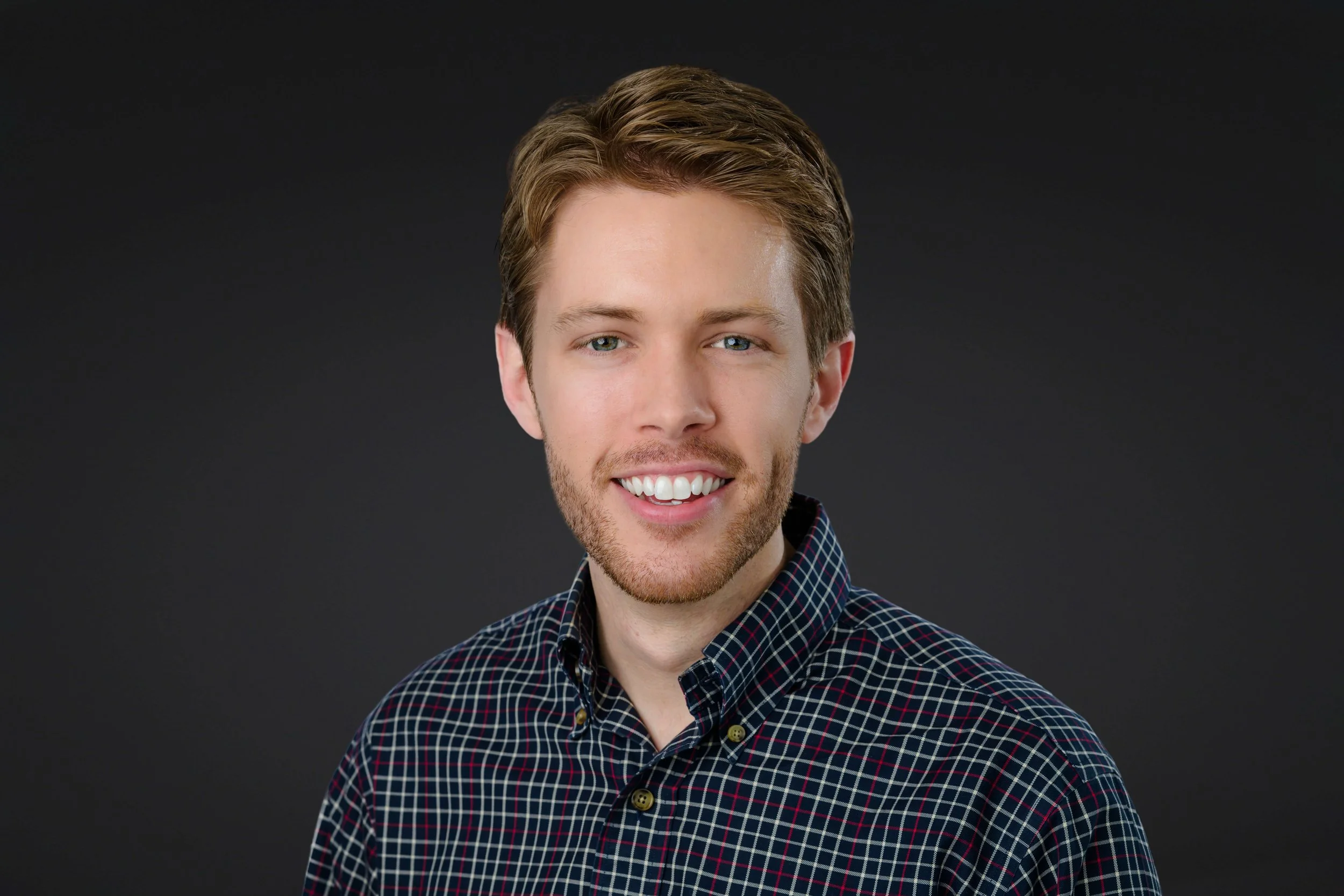 Charleston Realtor Studio Headshot.jpg