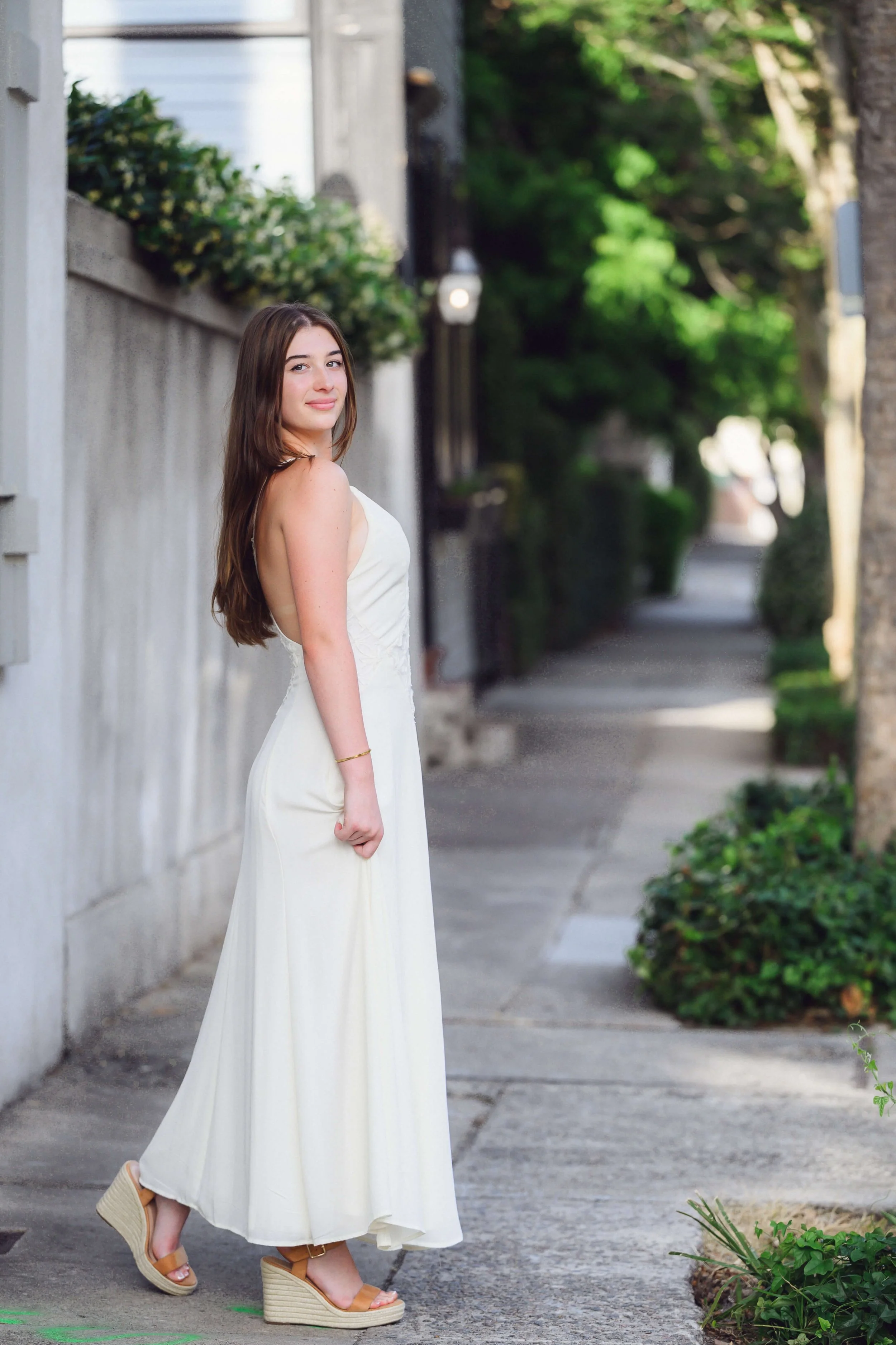 downtown-charleston-senior-portraits-french-quarter-girl-white-dress.jpg