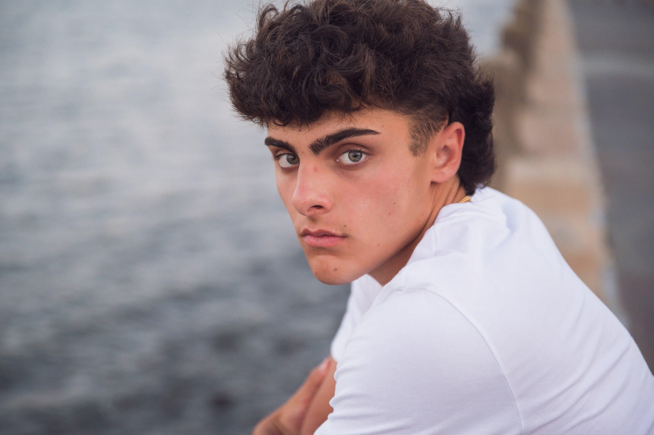 charleston-downtown-boy-dark-hair-8.jpg