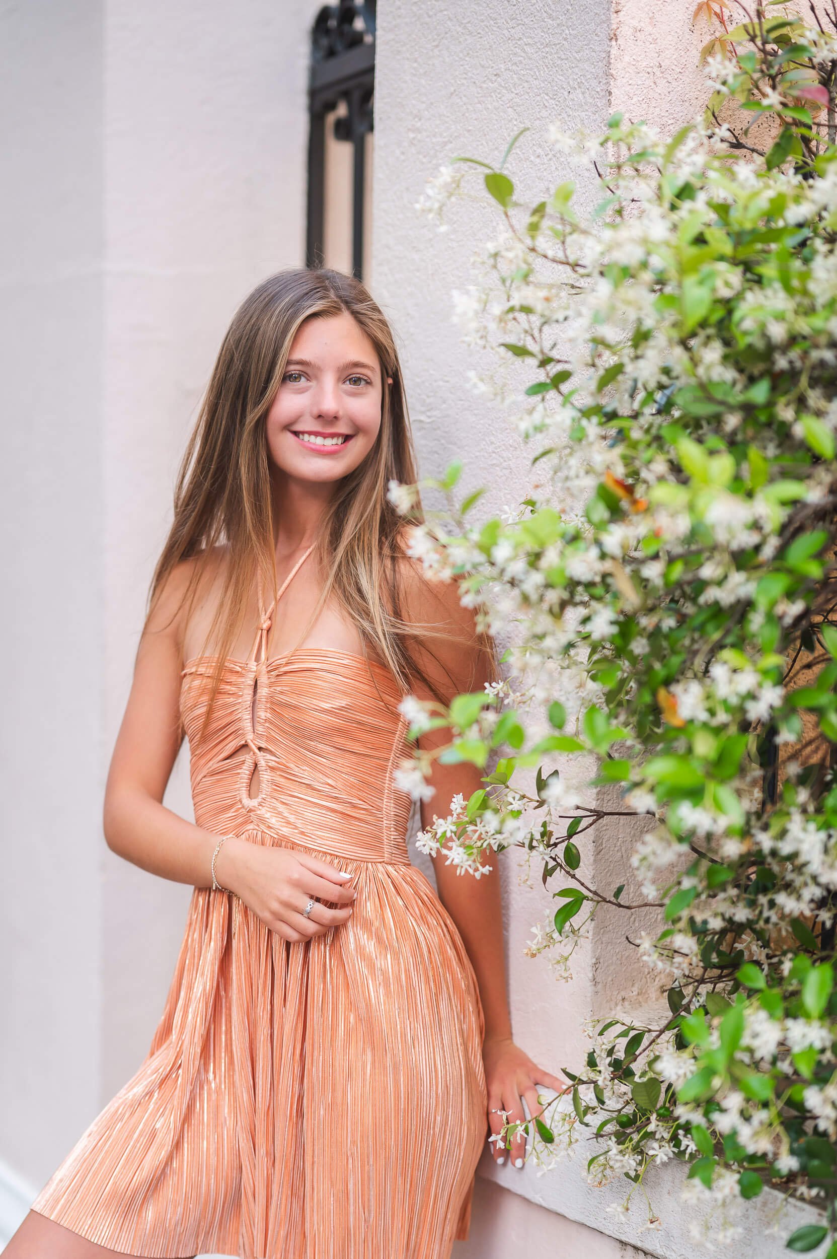 girl-the-battery-charleston-sc-orange-dress-12.jpg