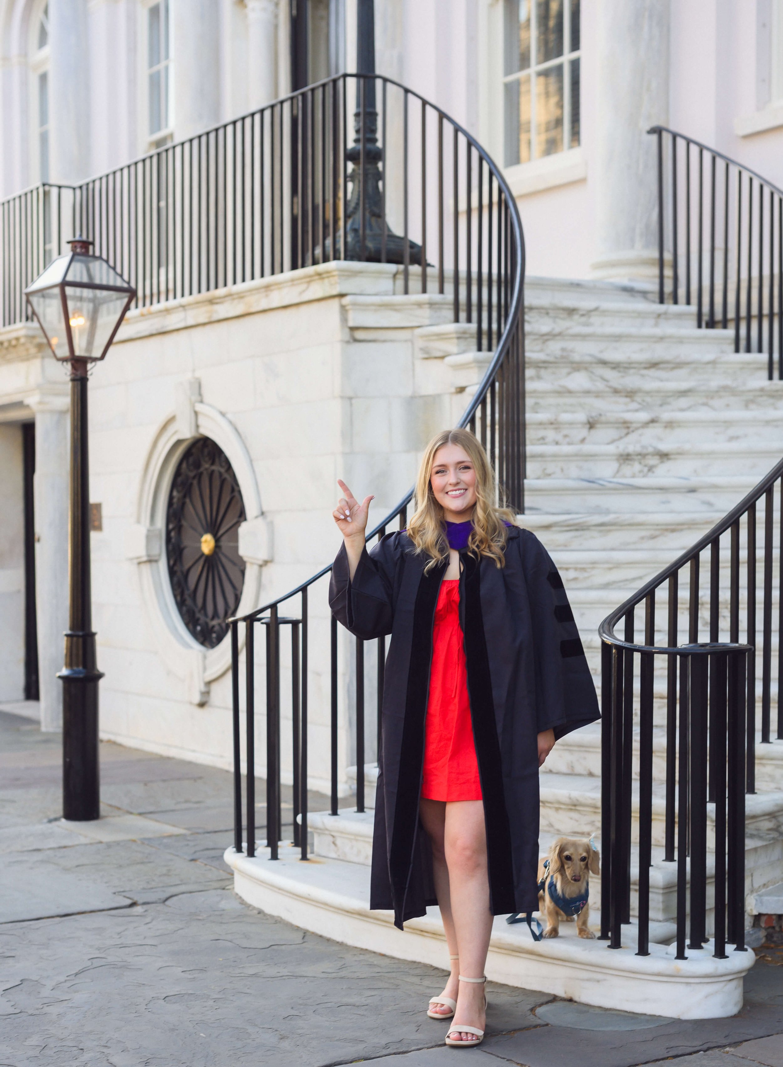 downtown-charleston-senior-portraits-historic-streets-43.jpg