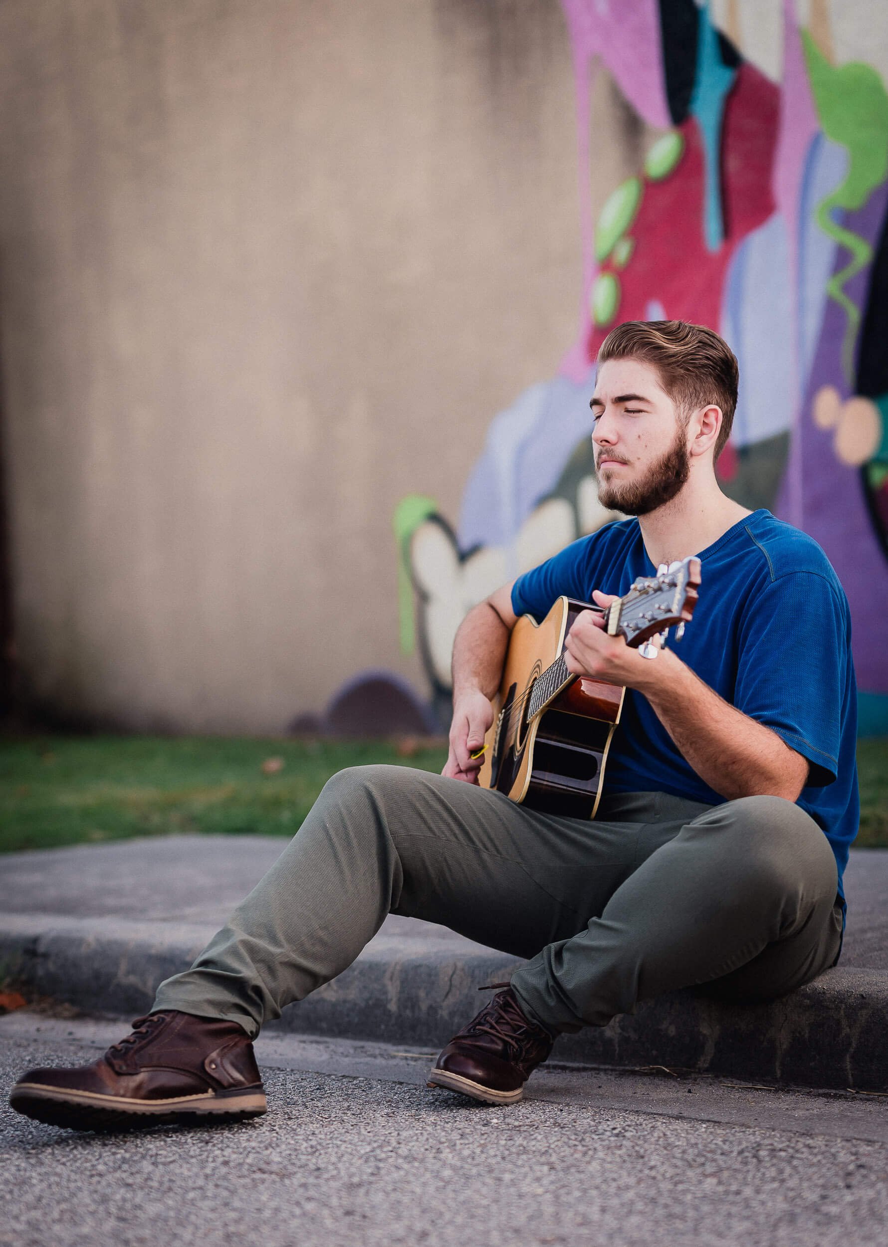 charleston-senior-portraits-boy-guitar-6.jpg