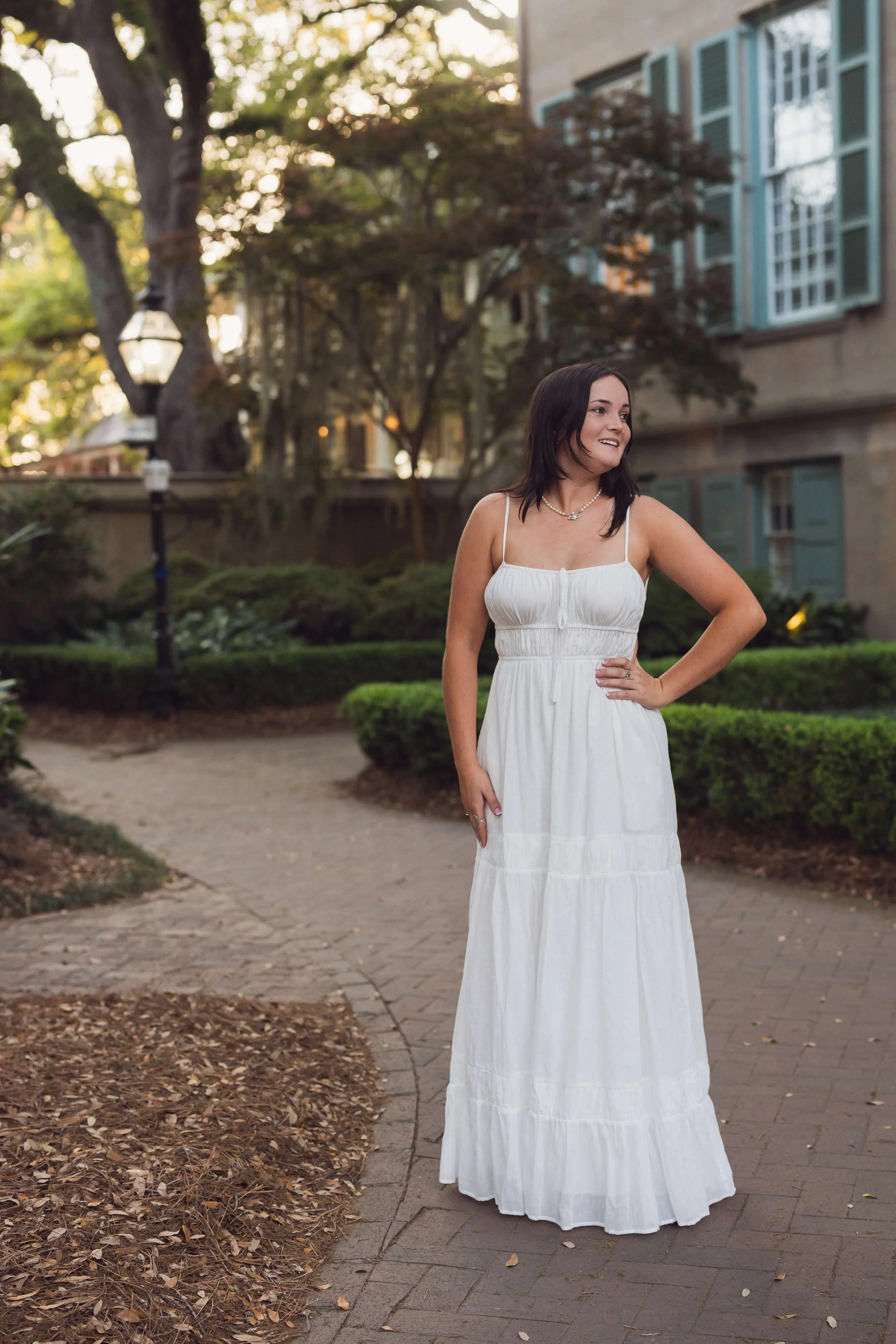 college-of-charleston-senior-photos-on-campus-11.jpg