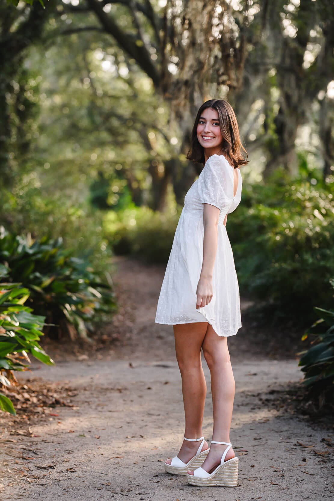 senior-sessions-fall-girl-brown-hair-as-3.jpg