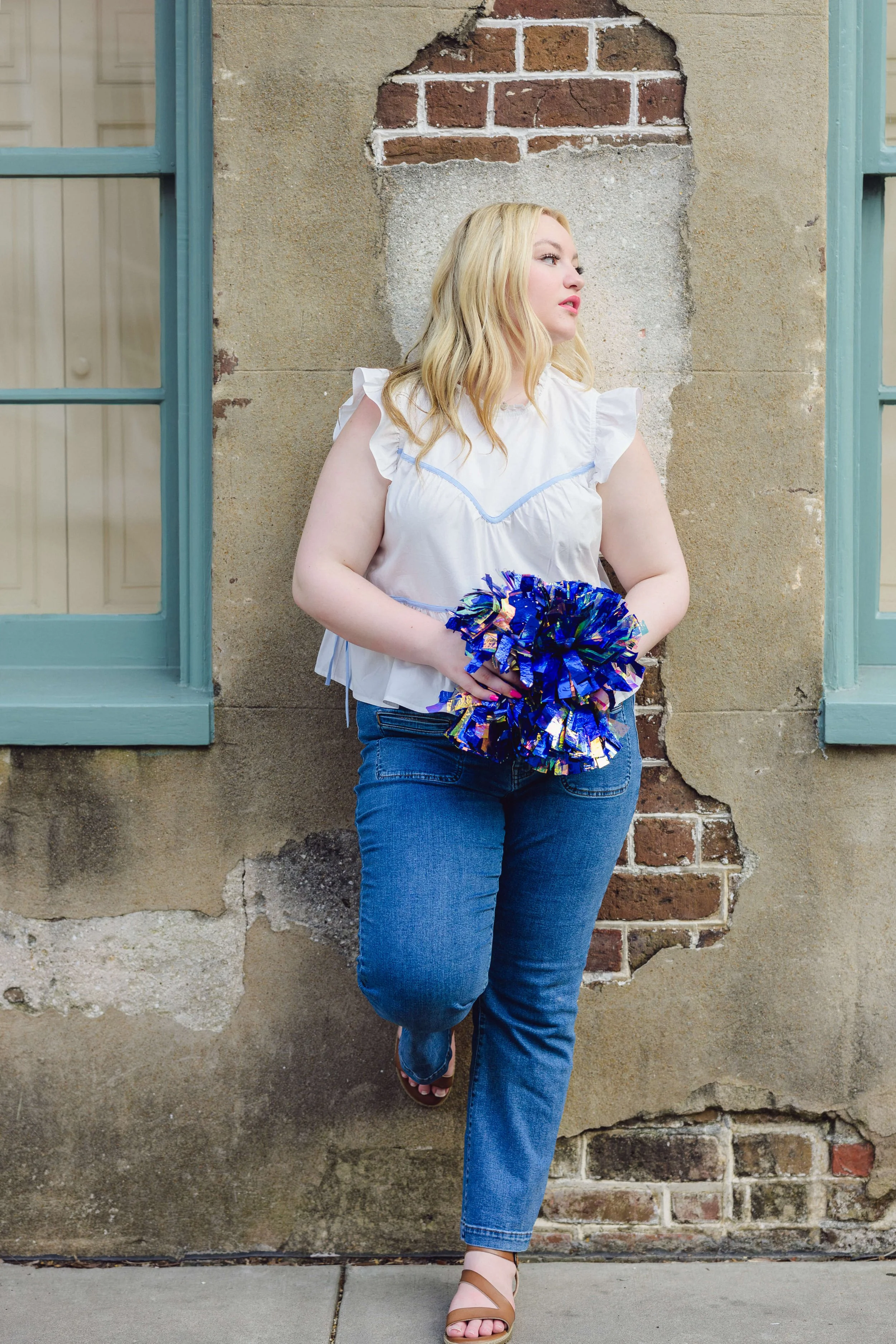 downtown-charleston-senior-portraits-historic-streets-24.jpg