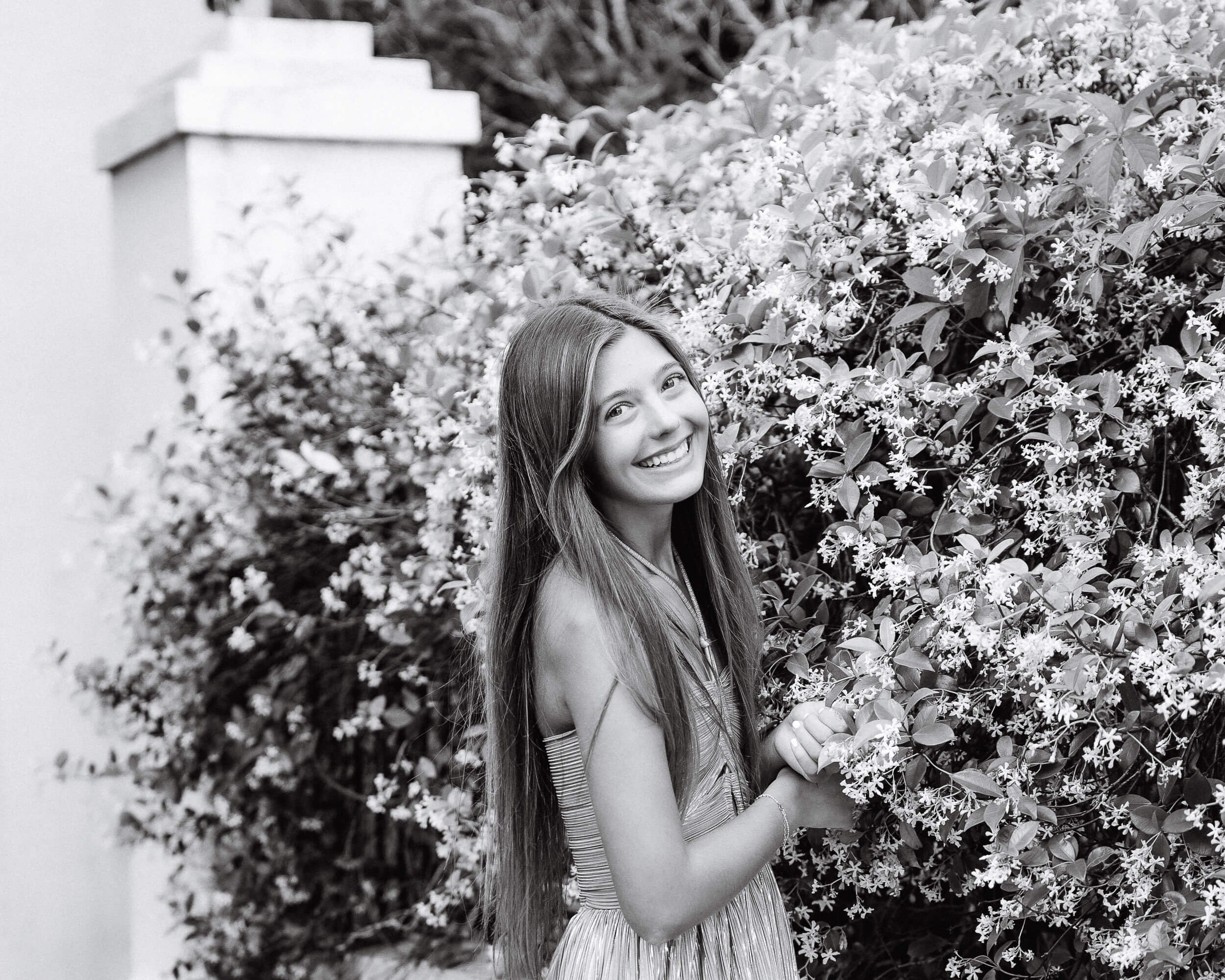 girl-the-battery-charleston-sc-orange-dress-14.jpg