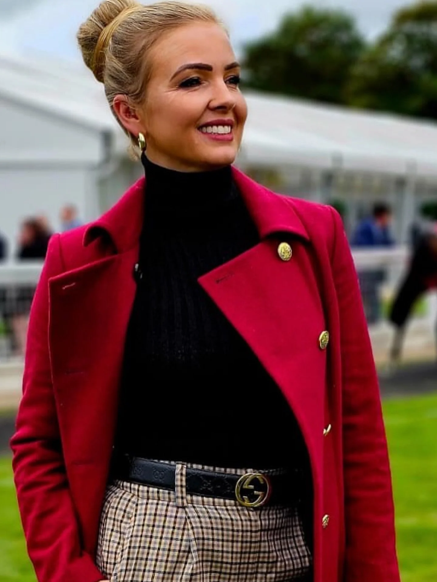 ✨ Our Claret Sheringham, styled to perfection ✨
The beautiful @leonnamayor looking utterly sensational in one of our favourite AW coats. Timeless tailoring, deep red tones, and that polished elegance that just makes every outfit feel so elevated.
A