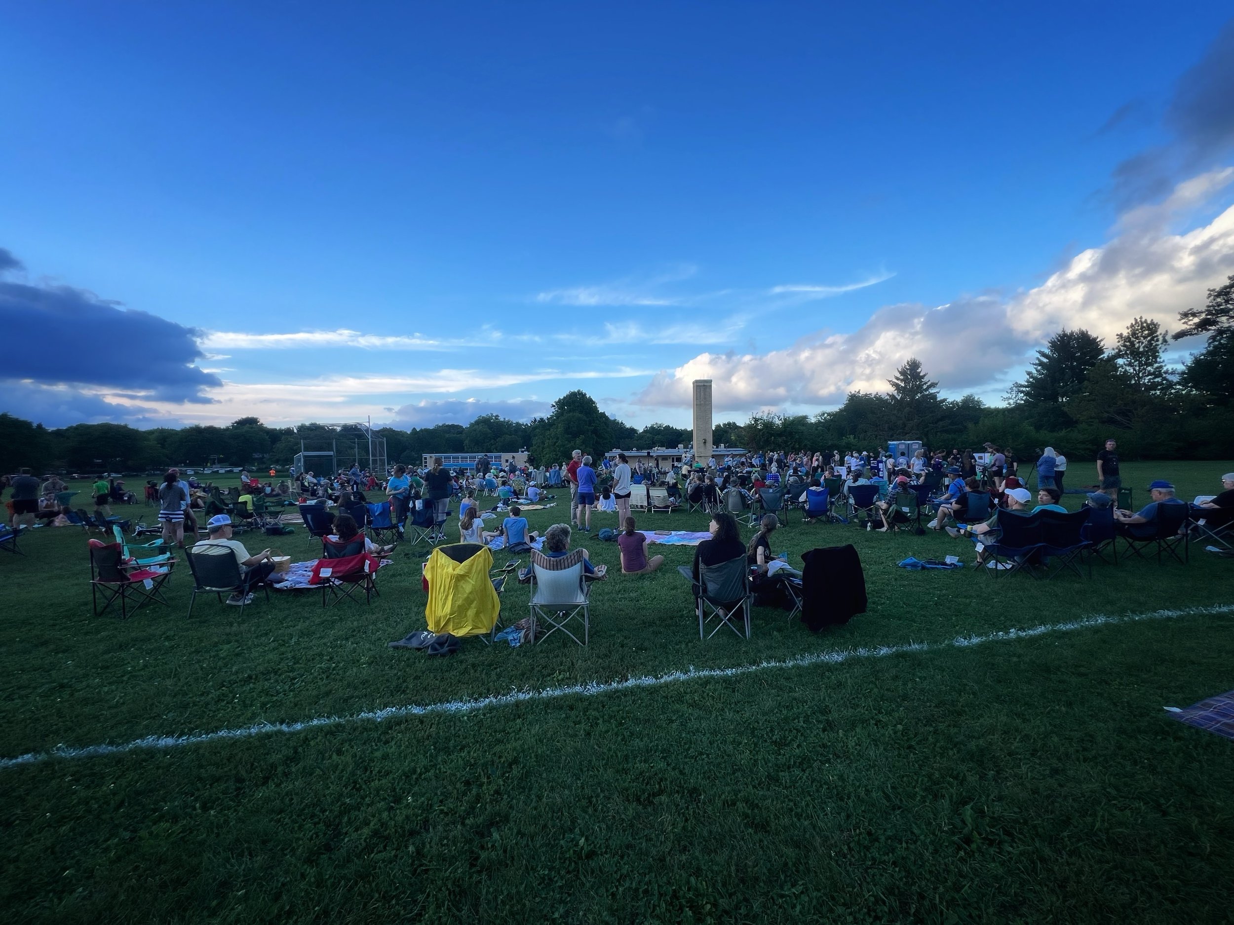 Around 600 of us gathered for Swift Night Out, and the swifts showed up in a BIG way! Feminist Bird Club of Madison counted over 1,000, and one attendee counted over 1,500, 1560 to be exact! However you slice it, we had well over 1,000 chimney swifts