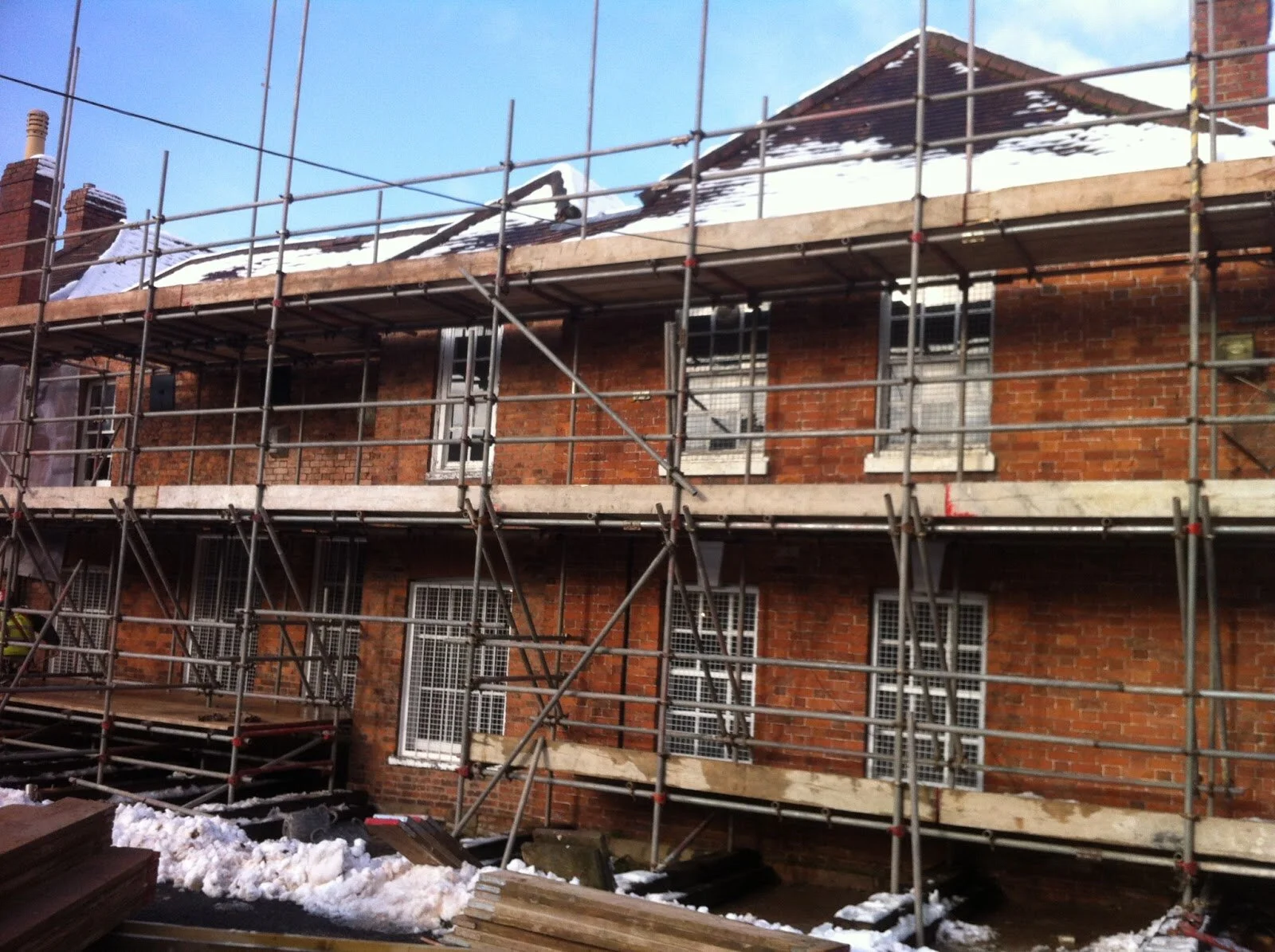 scaffolding reroof.JPG