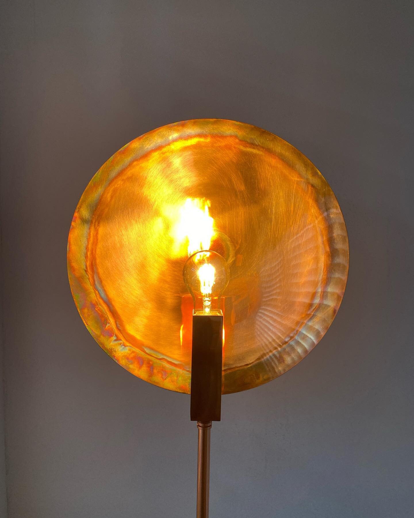 Good lighting is everything 💡

#holisticinteriordesign #lightinginspiration #designedforwellbeing #beautifulinteriors