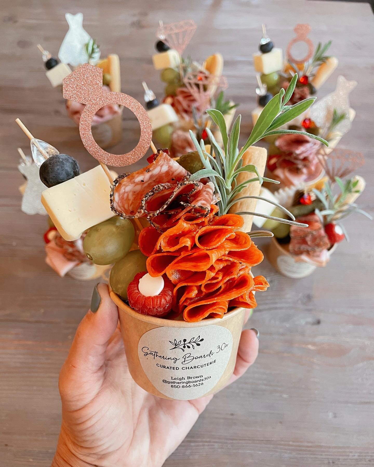 Back home from my daughter&rsquo;s wedding and feeling so inspired for this upcoming wedding season ✨

These charCUTIE cups are perfect for the bride and her girls while they get ready or on the go snacks for a beach bachelorette 💍👗🥂🧀

#weddingse