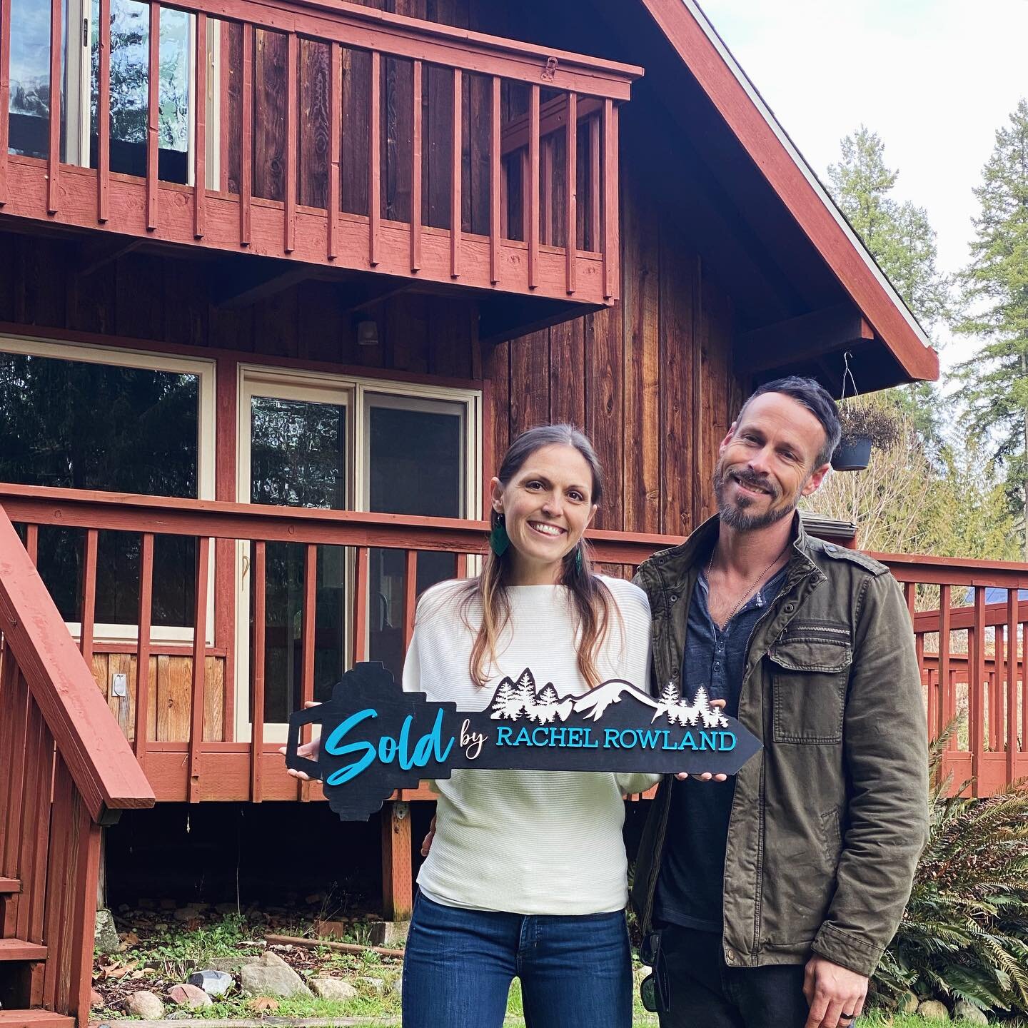 WE BOUGHT A HOUSE!! ✨🏠💗
.
@mysenor1 and I are so excited to announce we bought a home in Graham, WA!! Over 2.5 acres are all ours! This will be our biggest adventure yet no doubt!
.
Thank you to @rachelrowlandrealestate for helping us find our fore