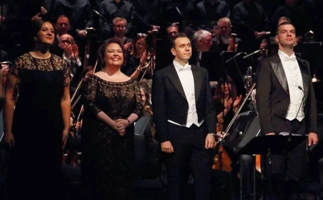 A Triumphant Debut in Verdi's 'Requiem'