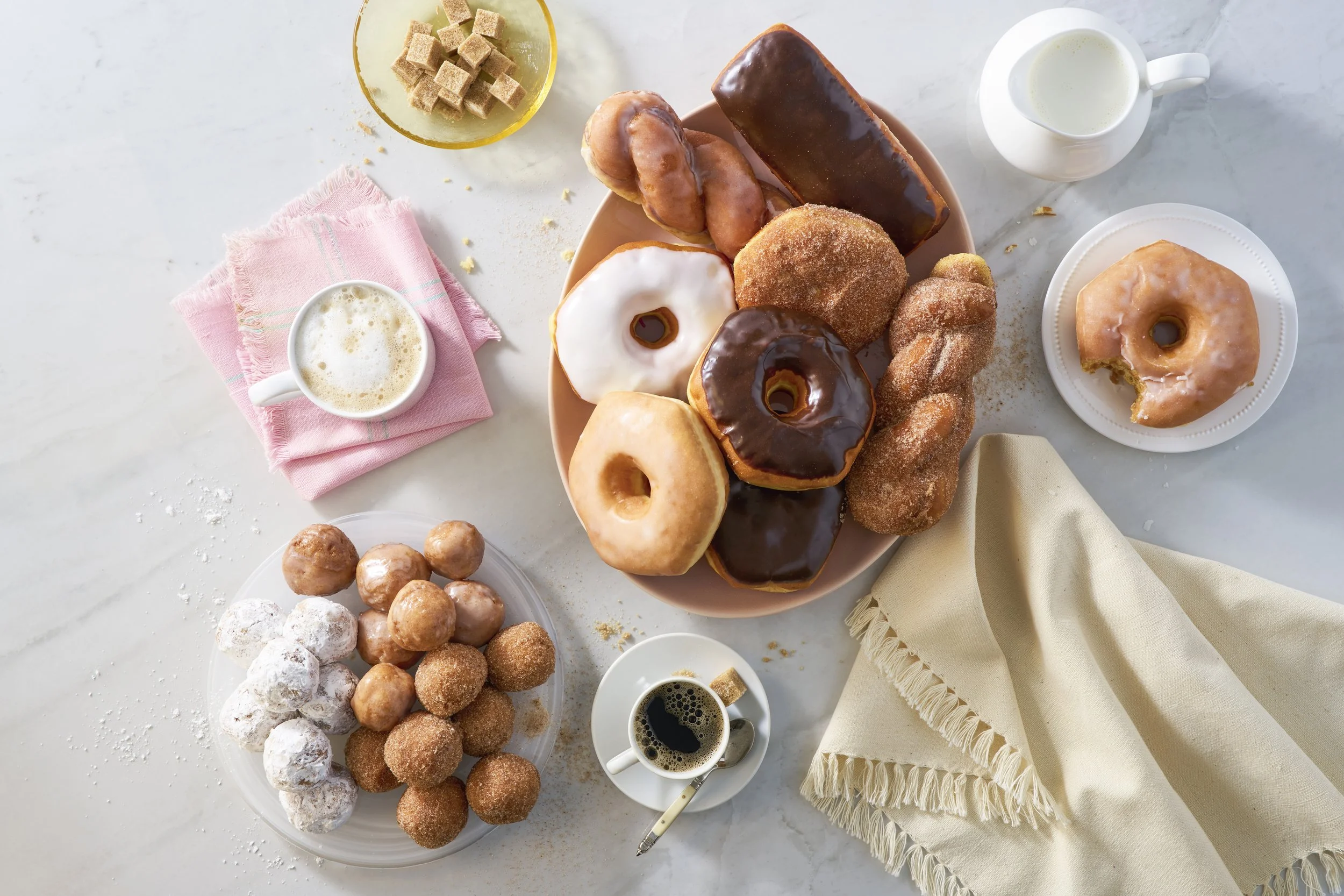 CUB26_Spring_Circular_2026_DonutsForBreakfastScene_Overhead_Styled_0182.jpg