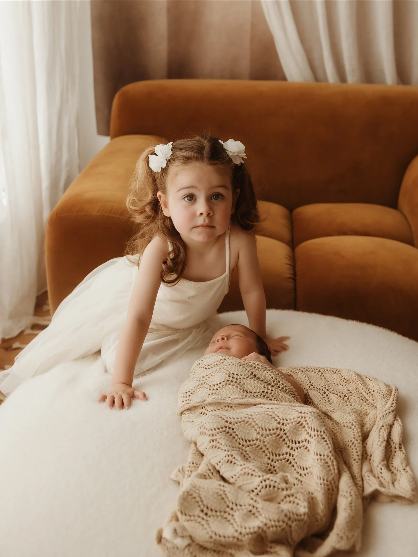 The sweetest studio moments 
#Sydneynewbornphotographer
#Sydneymaternityphotographer
#Sydneyfamilyphotographer