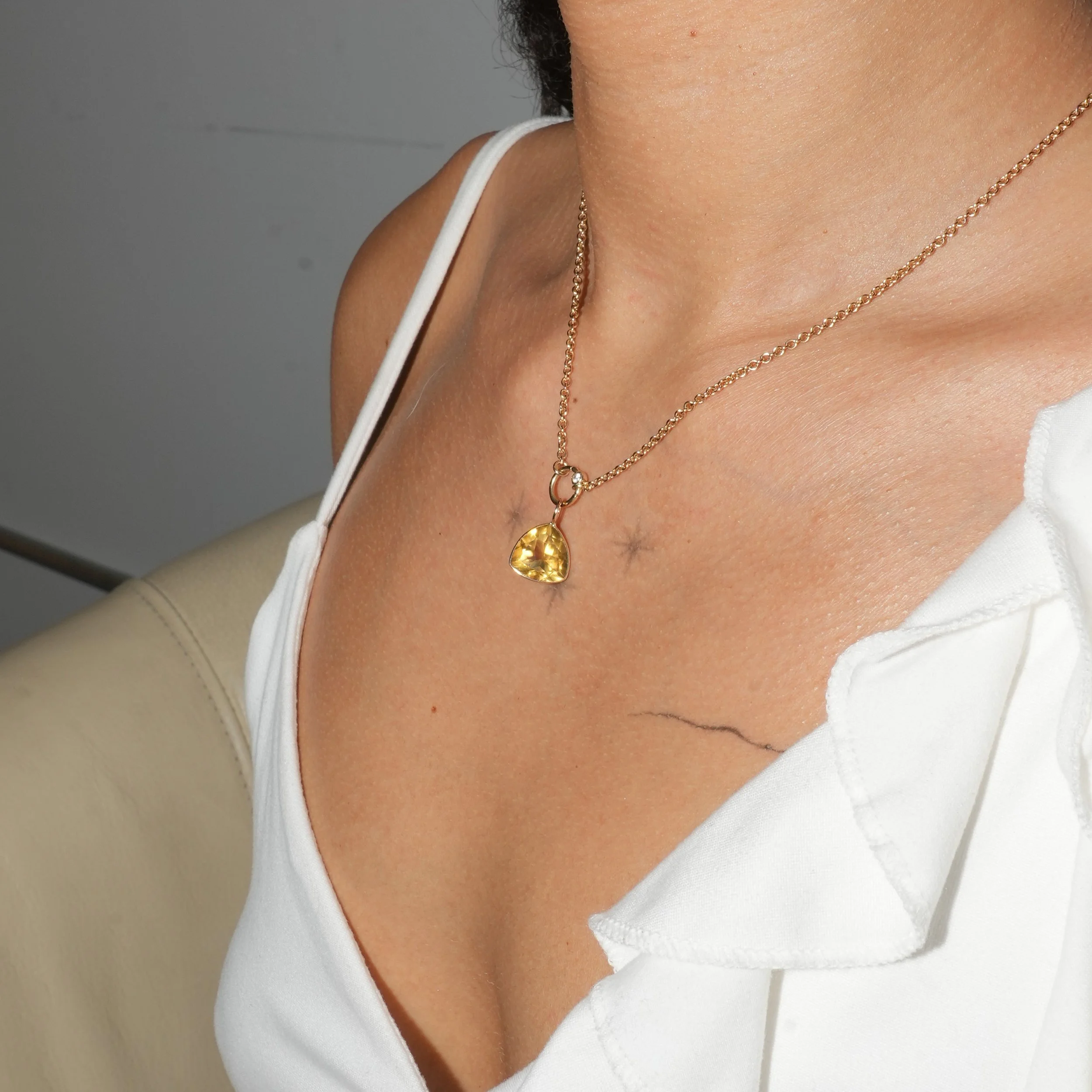 2019-2020_Citrine_14ky_neck_09-07-2025 3.jpg