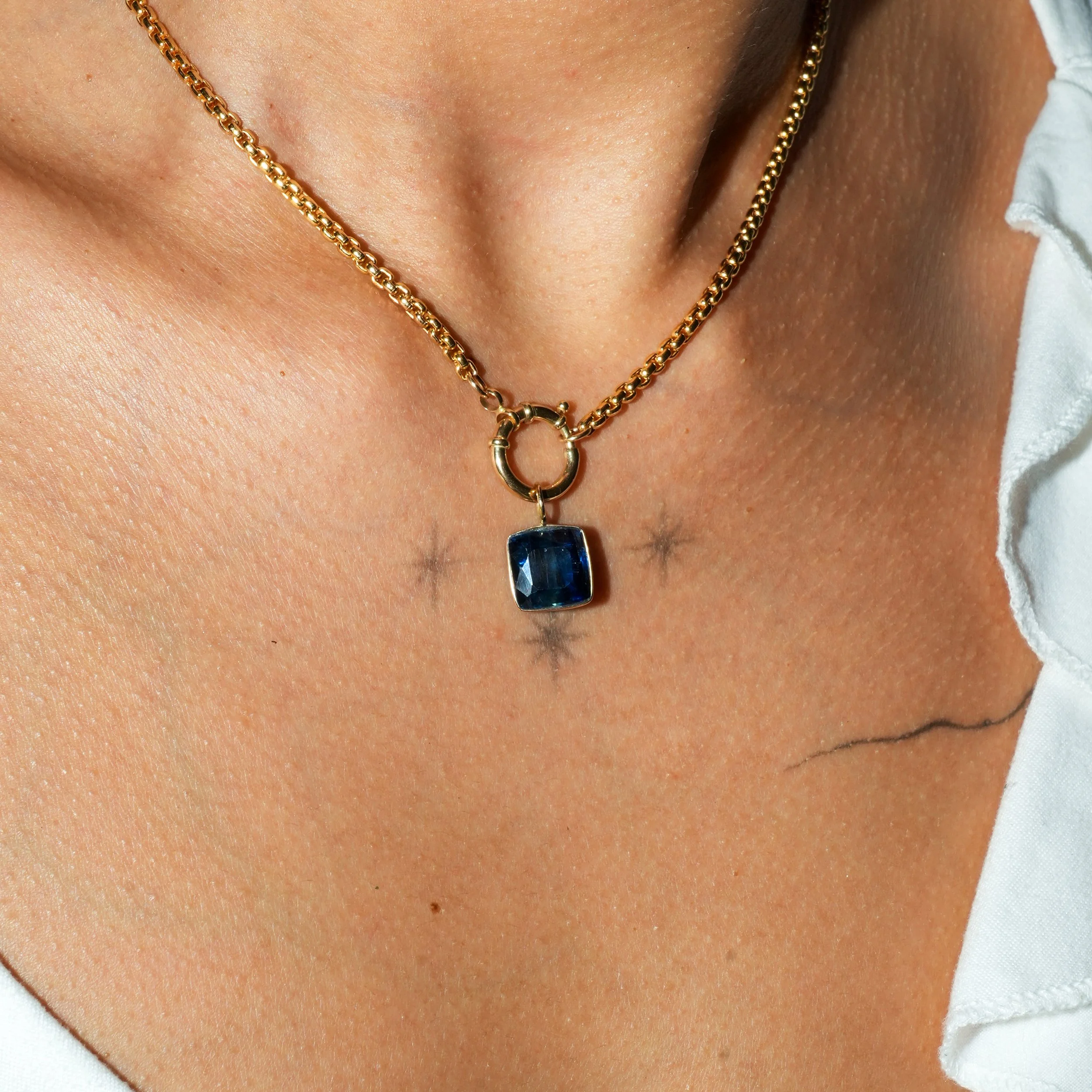 1911_Kyanite_14ky_neck_09-07-2025 1.jpg