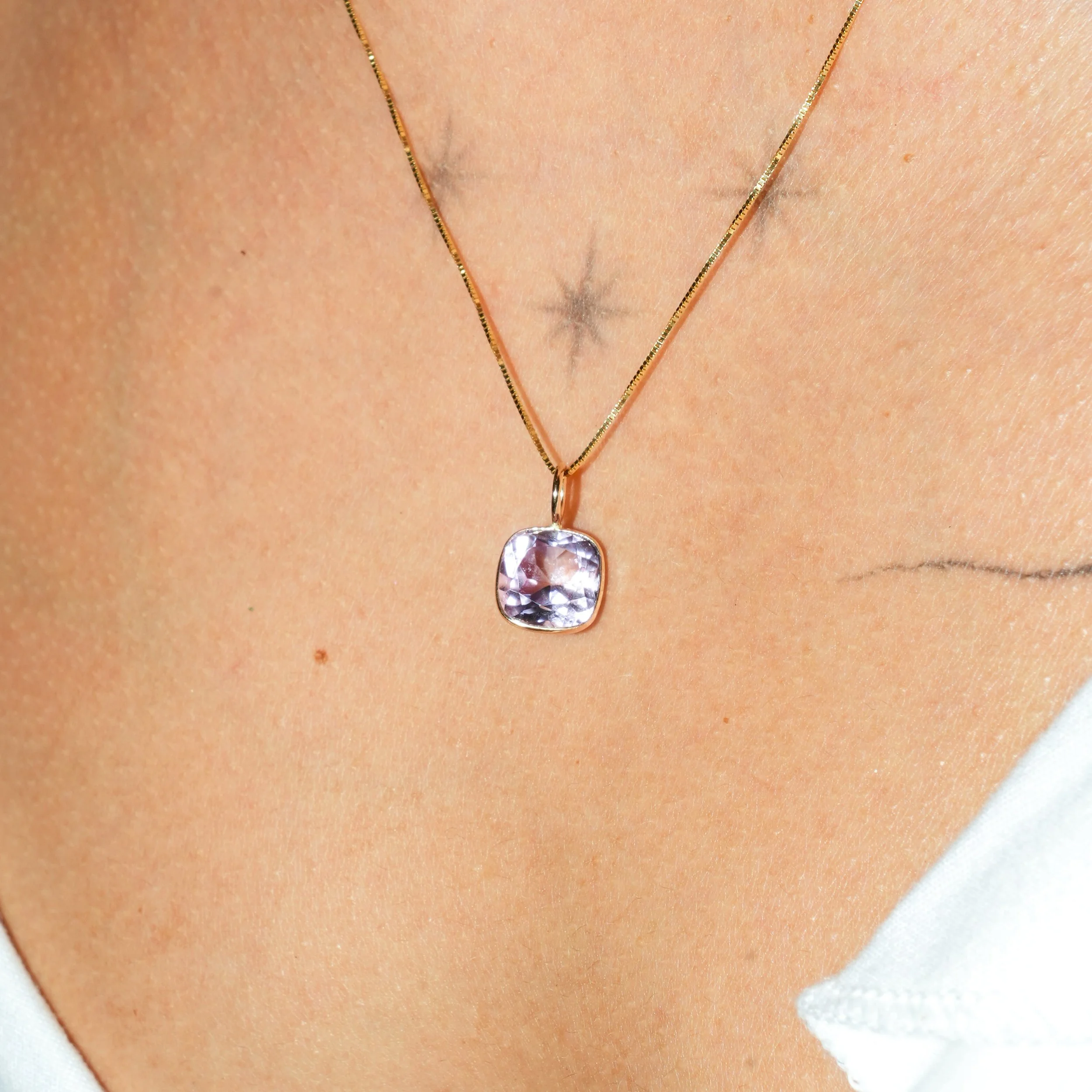 1870-1879_Pink Amethyst_14ky_neck_09-07-2025 3.jpg