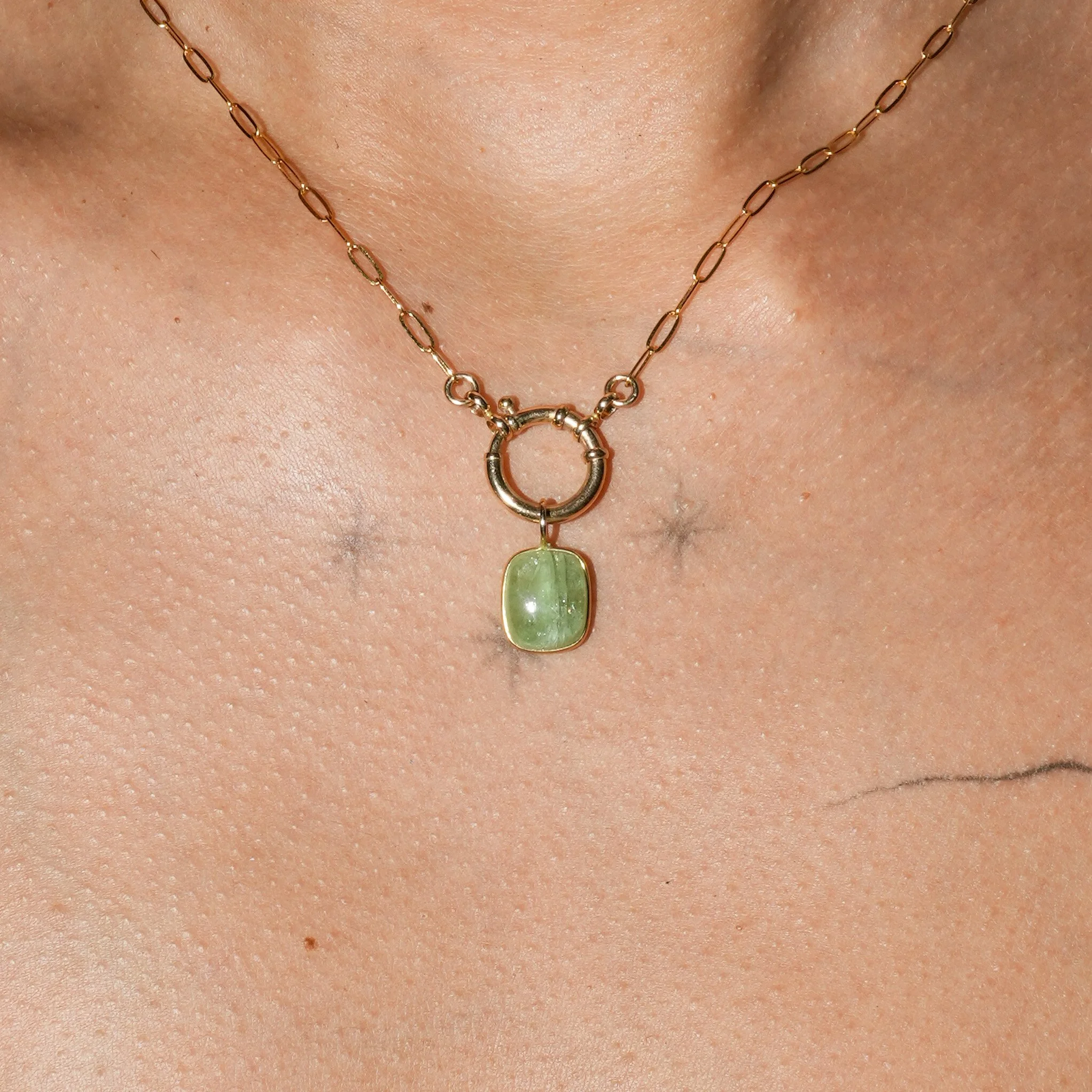 1492_Tsavorite_14ky_neck_08-31-2025 3.jpg