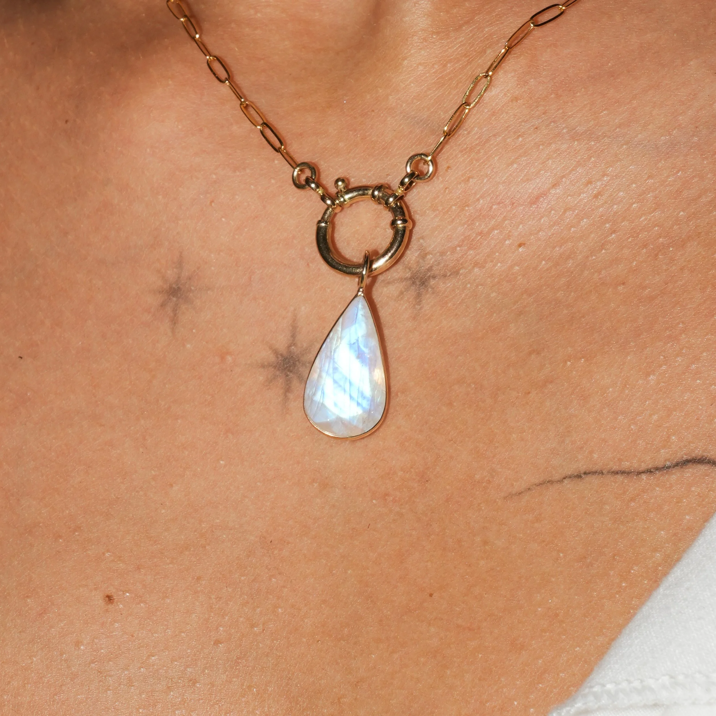 2064_Moonstone_14ky_neck_09-07-2025 1.jpg