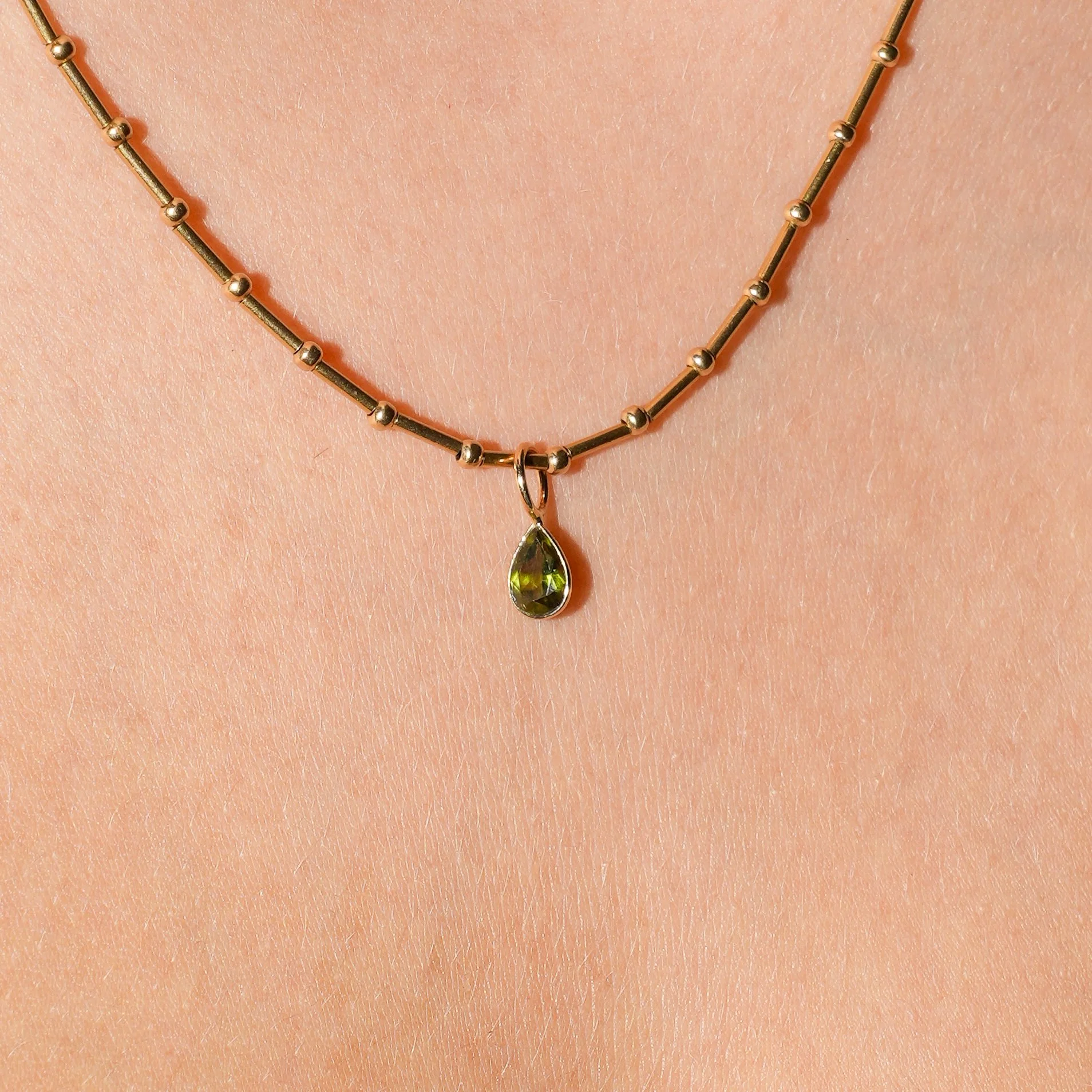 2013-2014_Green Tourmaline_14ky_neck_09-21-2025 4.jpg