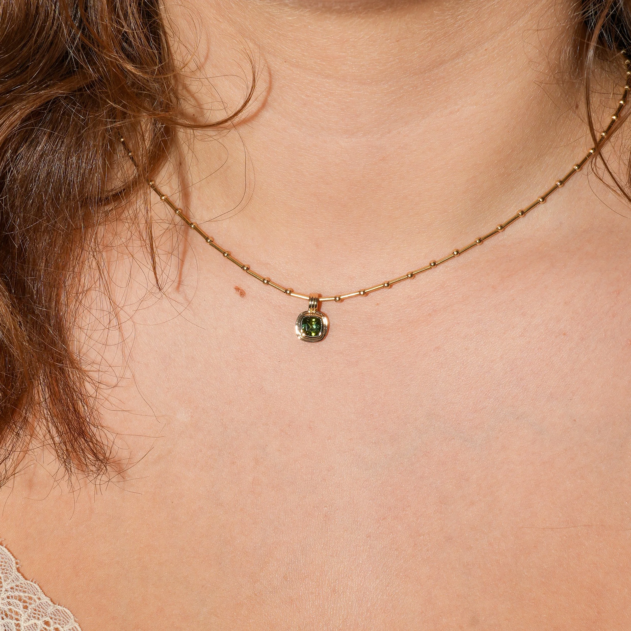 1964-1966_Green Tourmaline_14ky_neck_09-21-2025 2.jpg