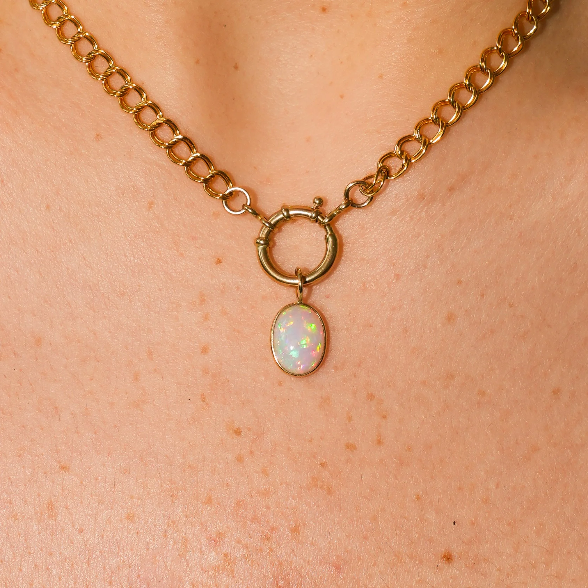 109-113_Opal_14kw_neck_closeup_04-13-2025-1.jpg