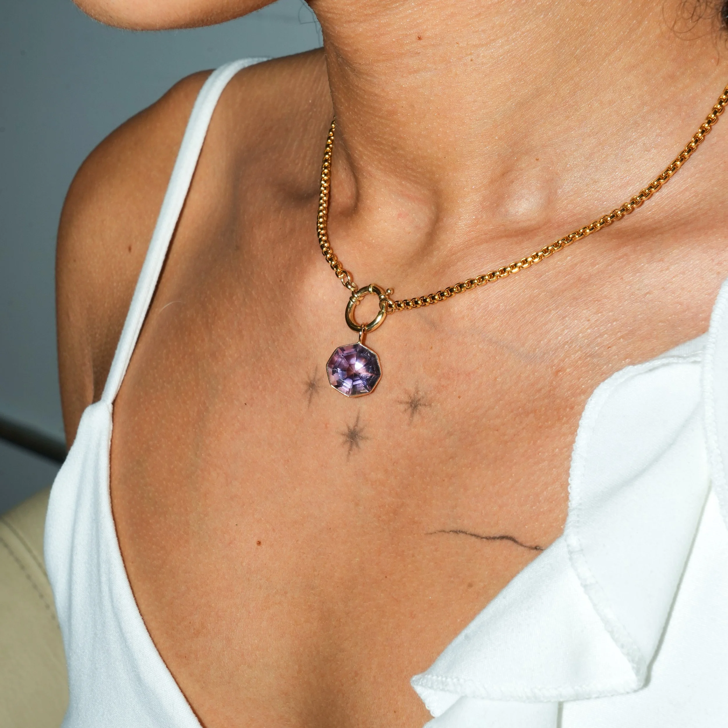1880-1889_Pink Amethyst_14ky_neck_09-07-2025 3.jpg