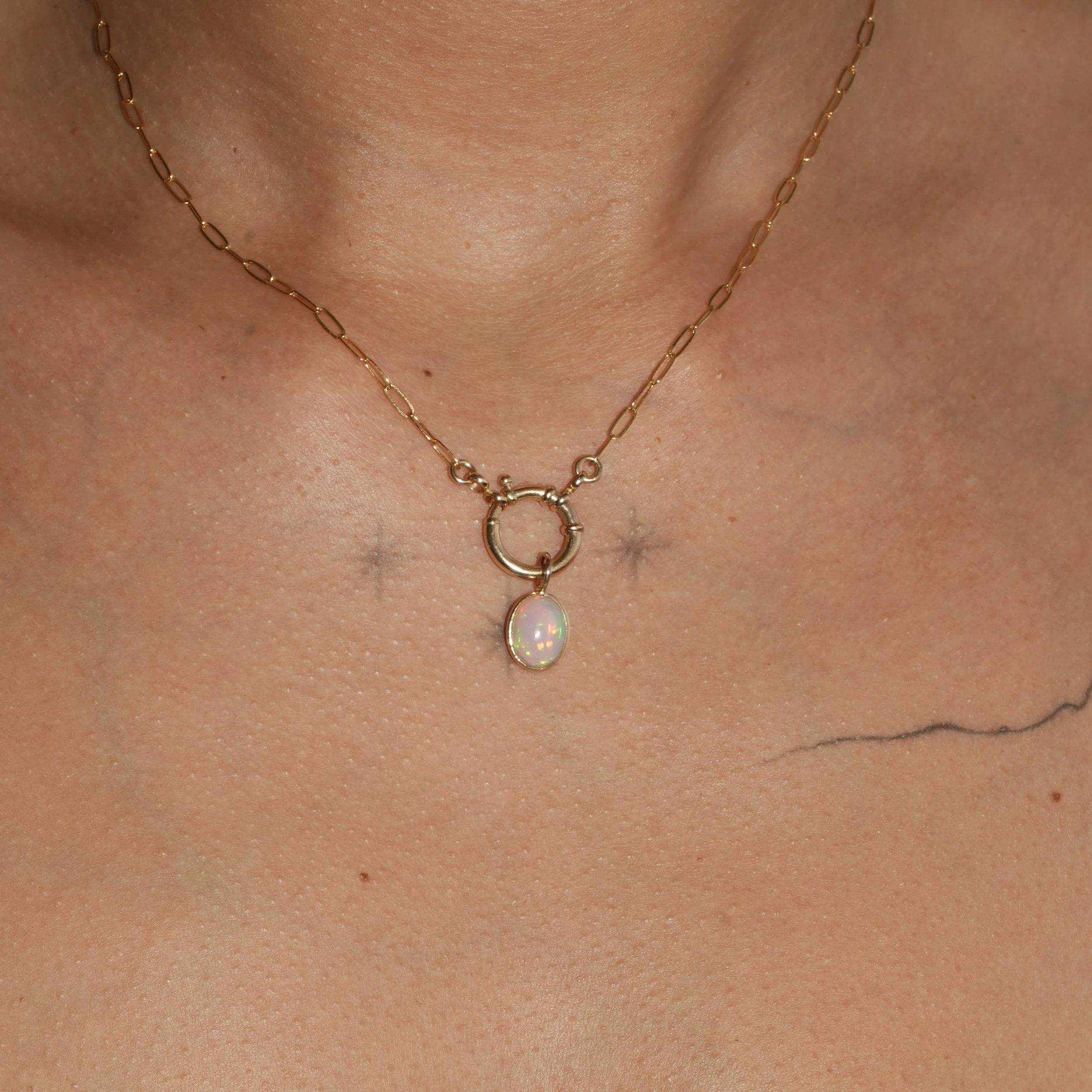 116-118_Opal_14ky_neck_08-31-2025 2.jpg