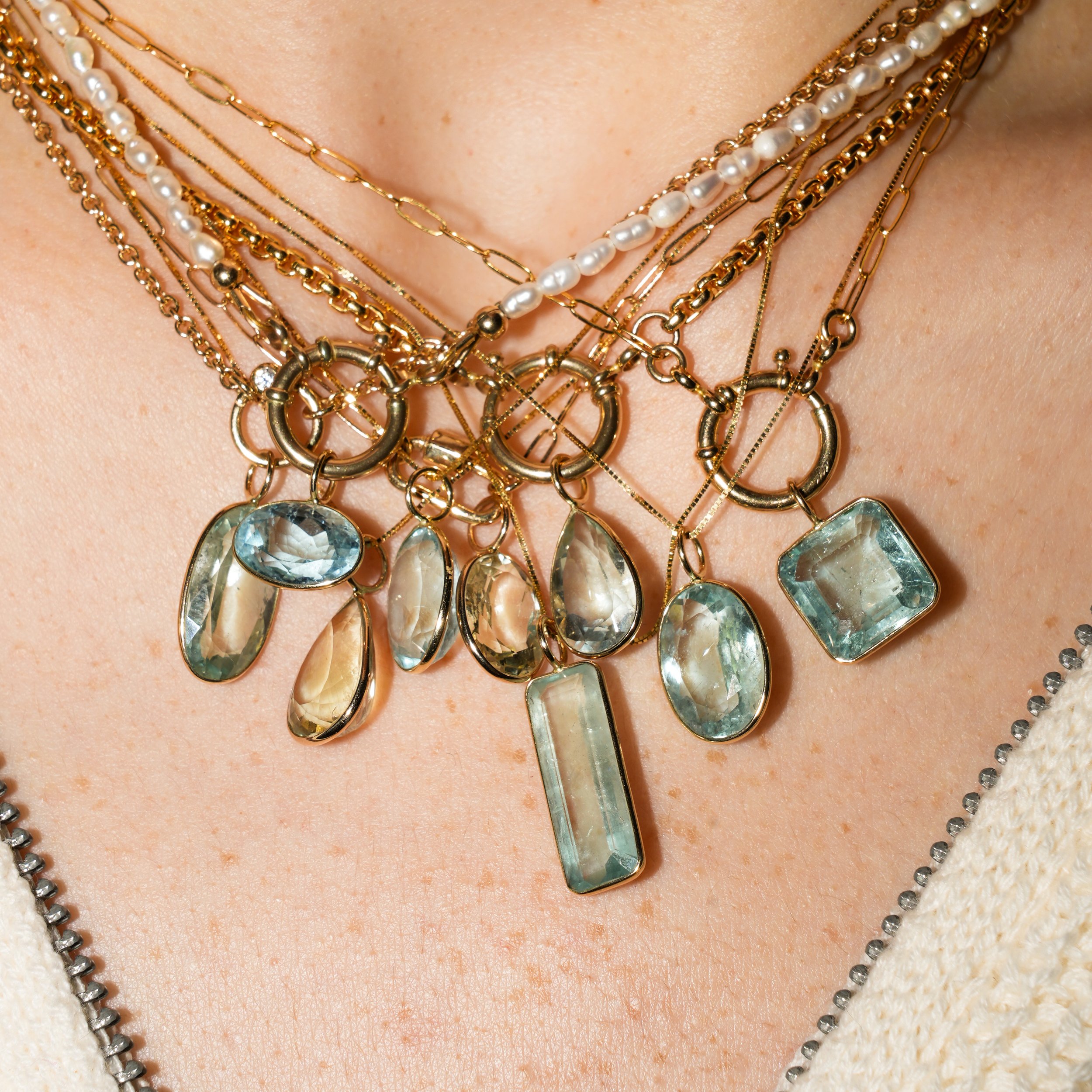 All_Aquamarine_14ky_neck_05-6-2025 1.jpg