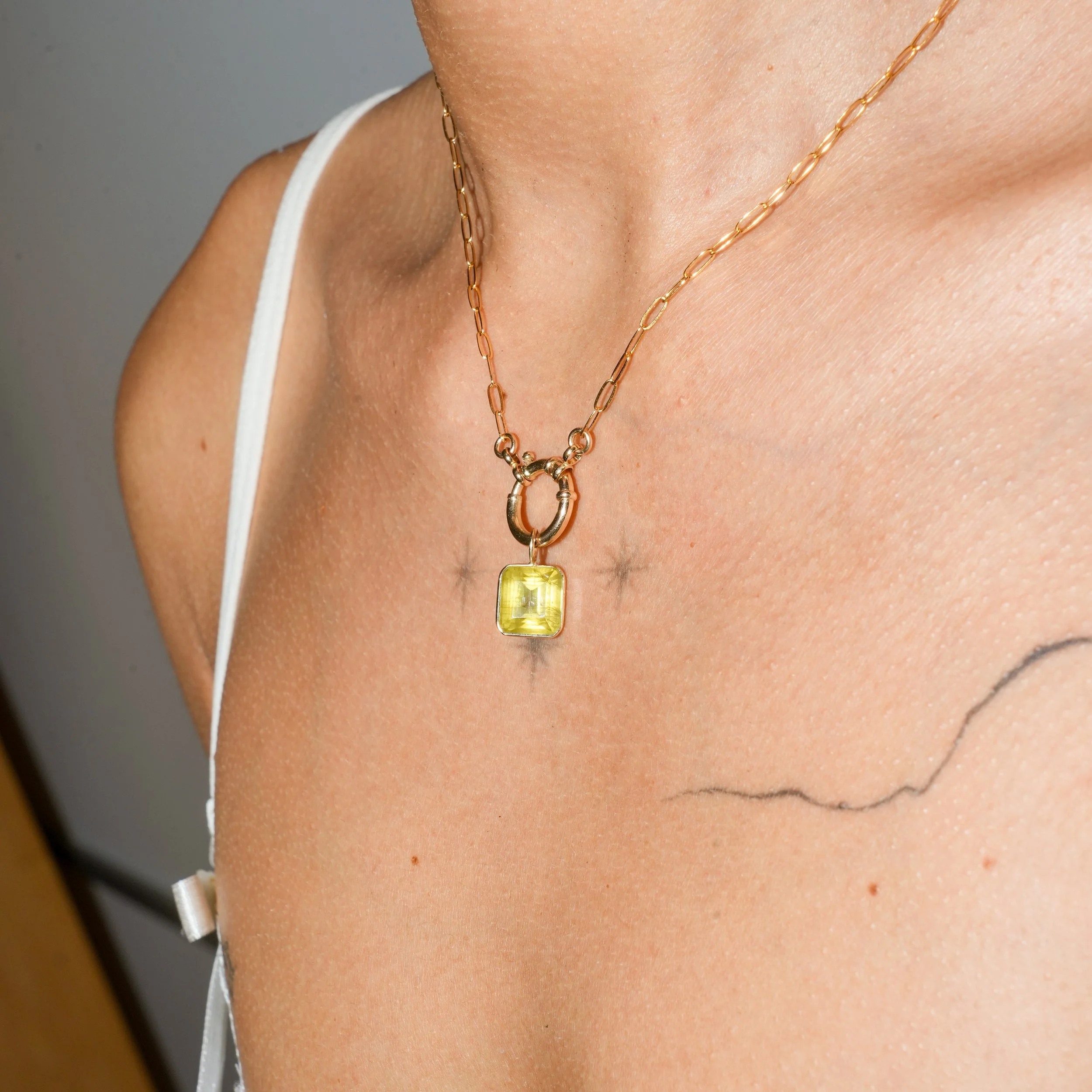 375_Yellow Aquamarine_14ky_neck_08-31-2025 2.jpg