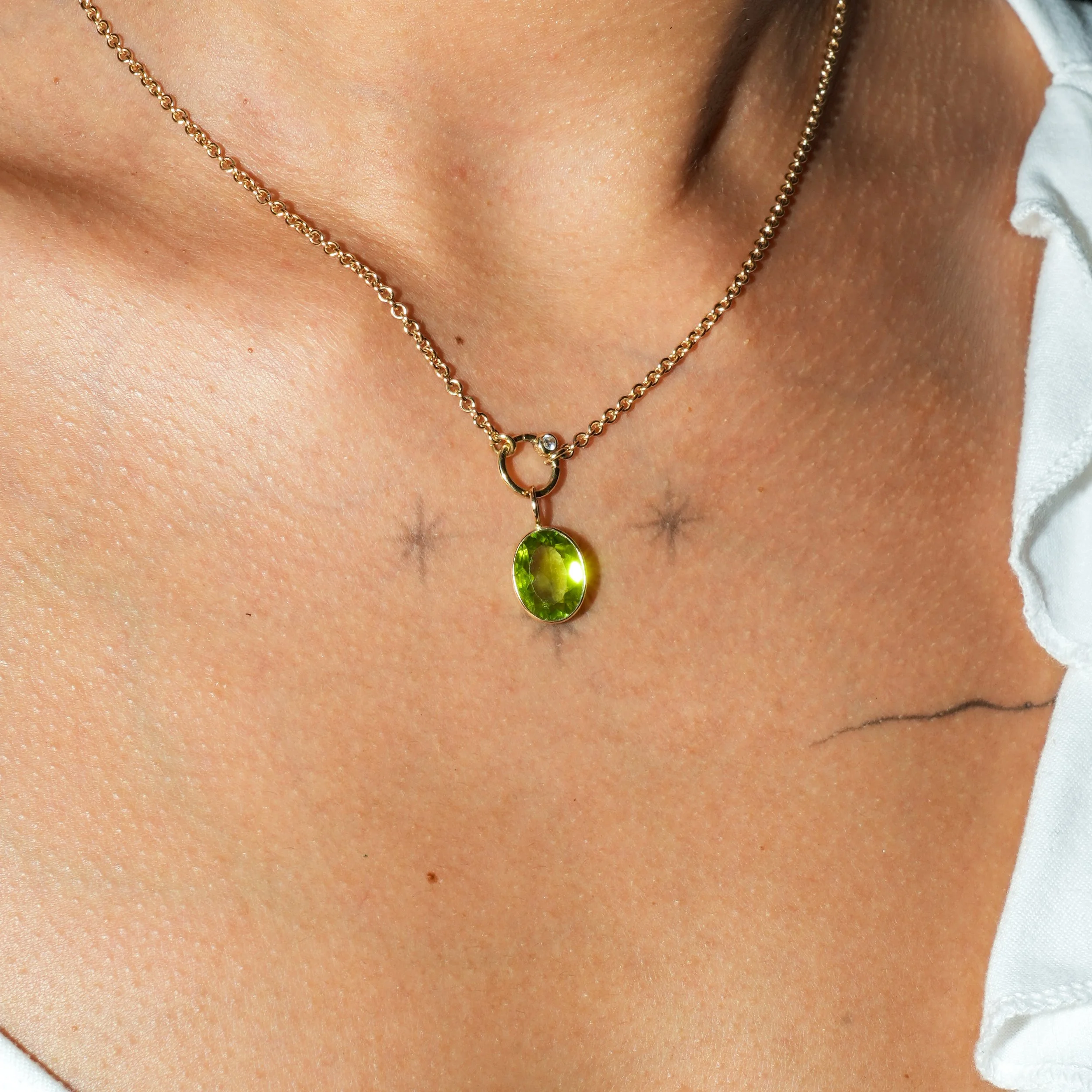 1854-1856_Peridot_14ky_neck_09-07-2025 2.jpg