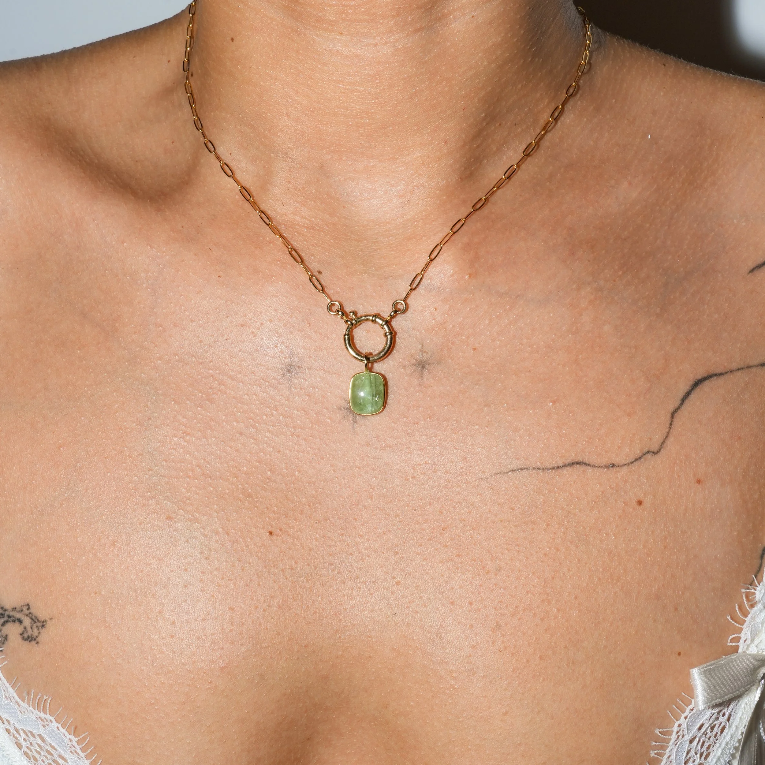 1492_Tsavorite_14ky_neck_08-31-2025 2.jpg