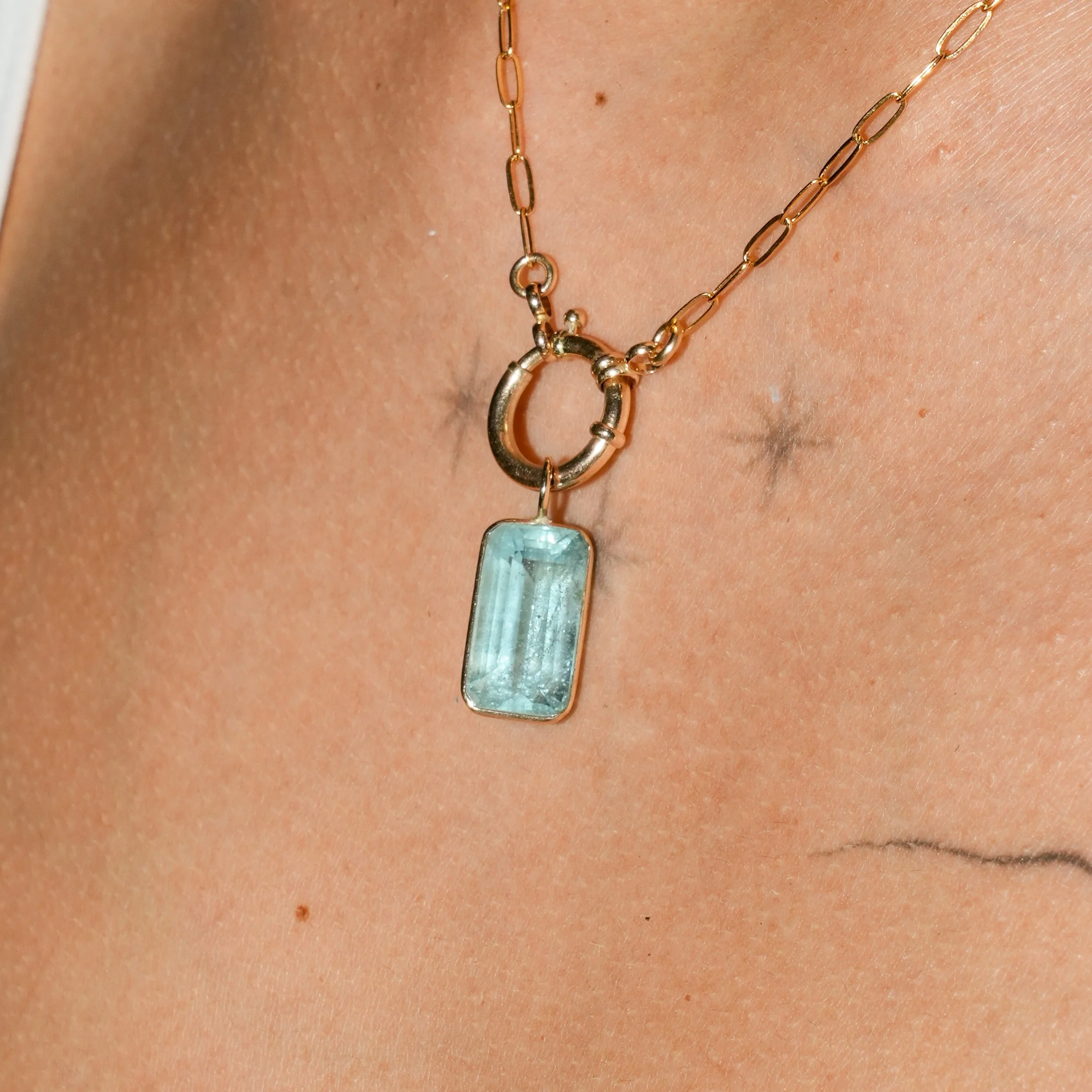 1361_Aquamarine_14ky_neck_08-31-2025 5.jpg