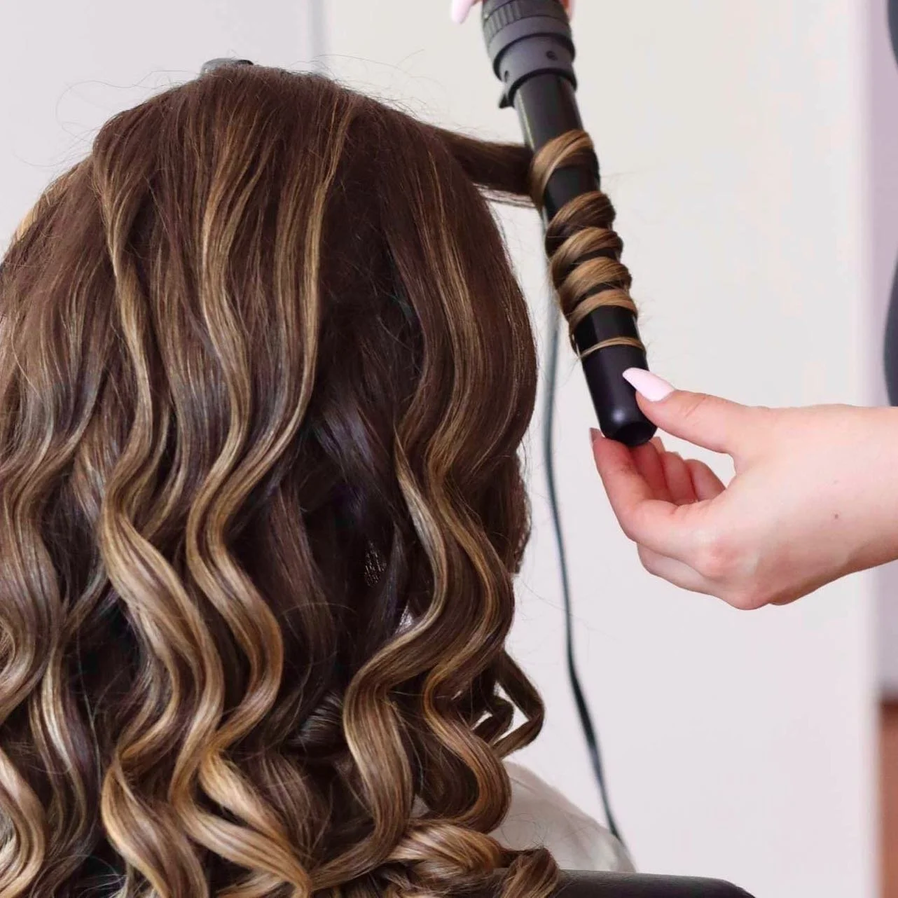 There&rsquo;s nothing better than getting your hair done! 

Top 3 current favourite #hair styling products:

&mdash; Ultime Hydrating Serum @kerastase_official 

&mdash; Dry Volume and Texture Spray @livingproofinc 

&mdash; Dream Coat Supernatural S