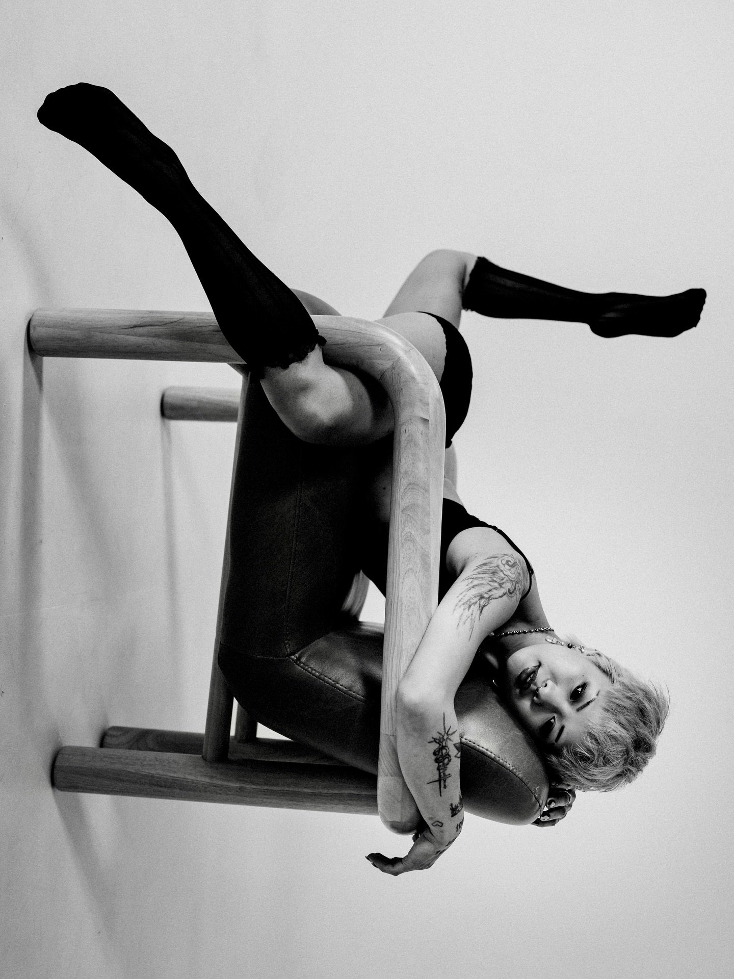 Creative BnW photoshoot with the incredible @heyitsk._ 

📍Las Vegas, NV
Studio: @revisionphotostudio 

#bnwportrait #creativephotography #lasvegasphotographer #noiretblanc #tattoos