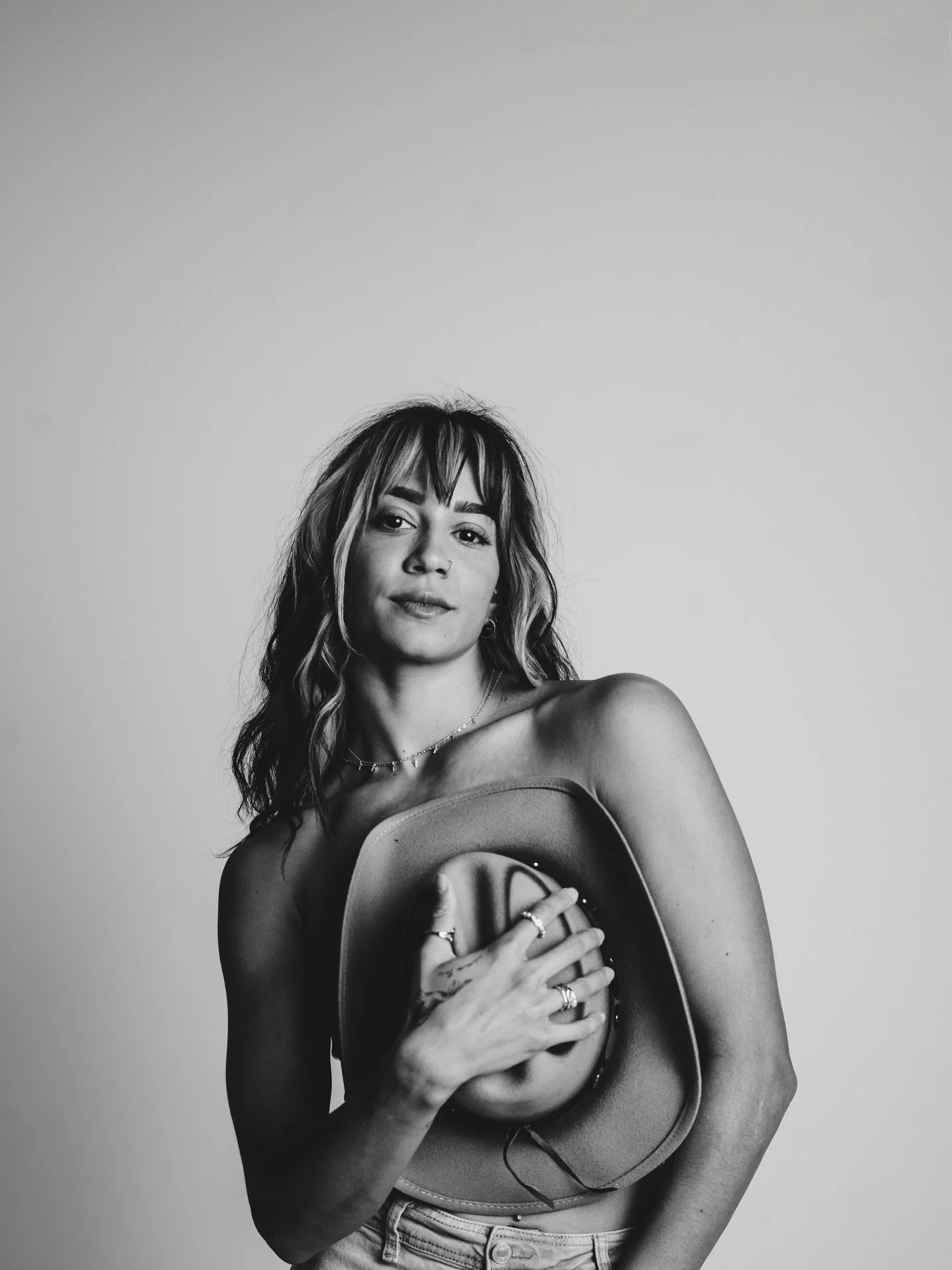 Photoshoot with Vicky 

Model: @flipstervic 
Studio: @revisionphotostudio 

#bnwphotography #lasvegas #portrait #modeling