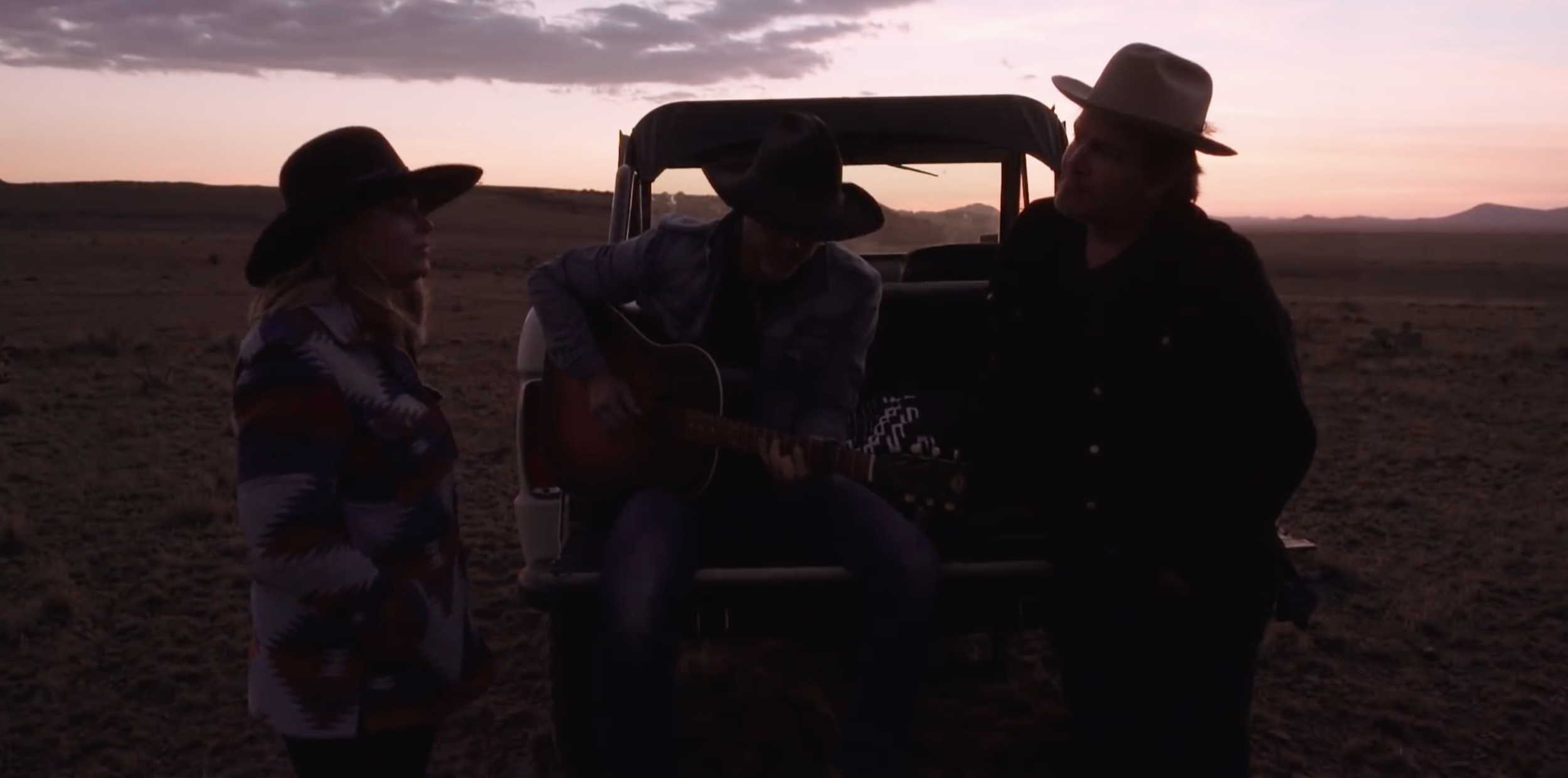 MIRANDA LAMBERT, JACK INGRAM AND JON RANDALL SHARE ‘IN HIS ARMS’