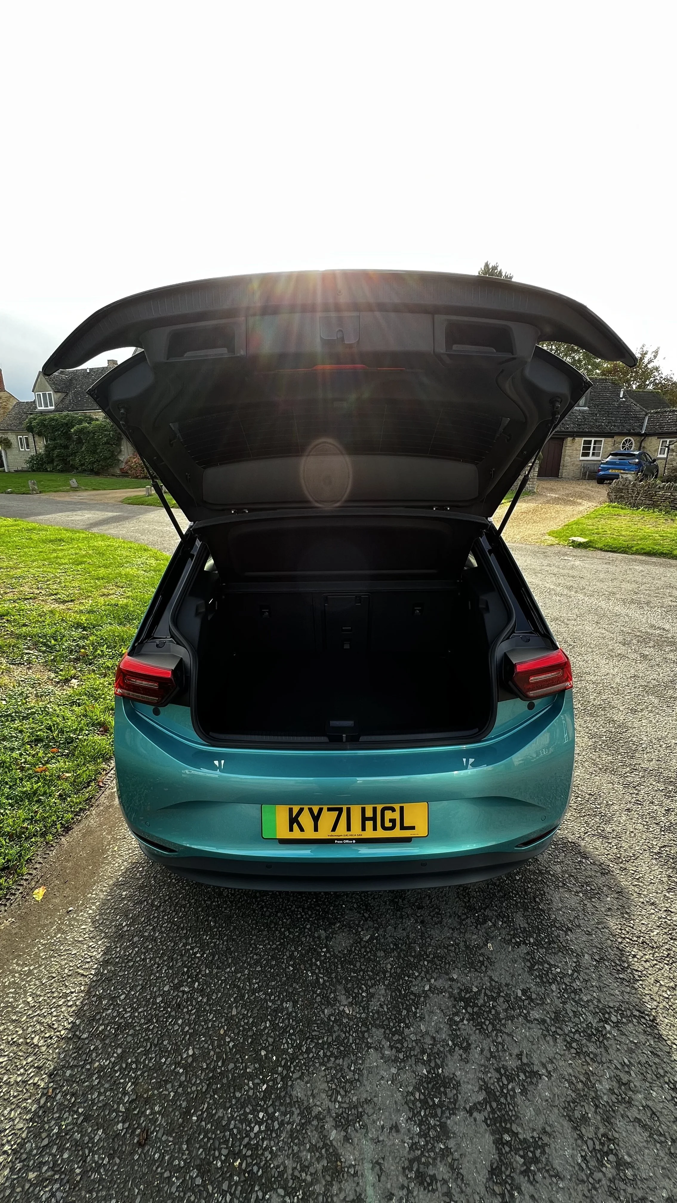 Driven VW ID00014.jpg